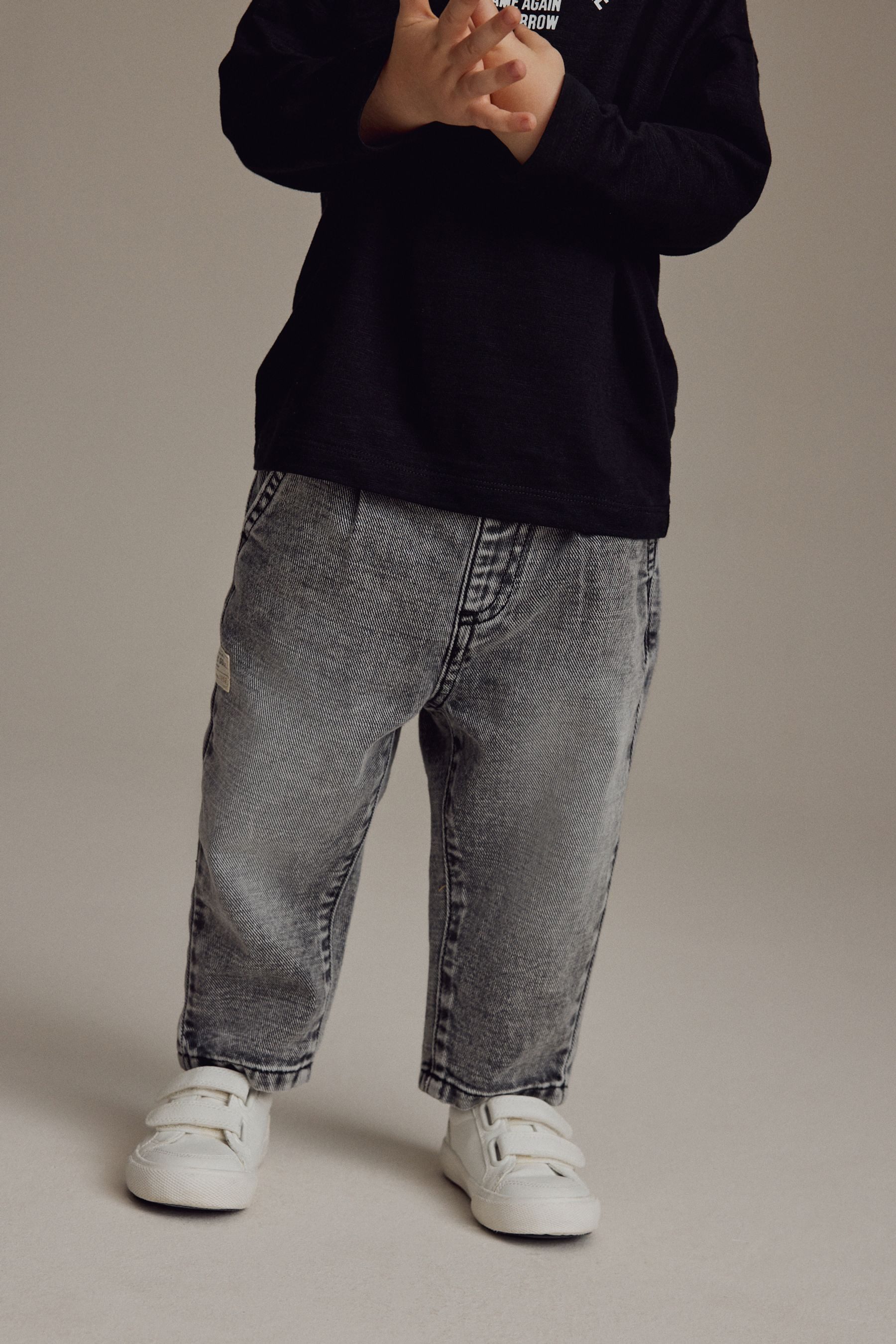 Next 5-Pocket-Jeans Jeans mit Bundfalten aus 100 % Baumwolle (1-tlg)
