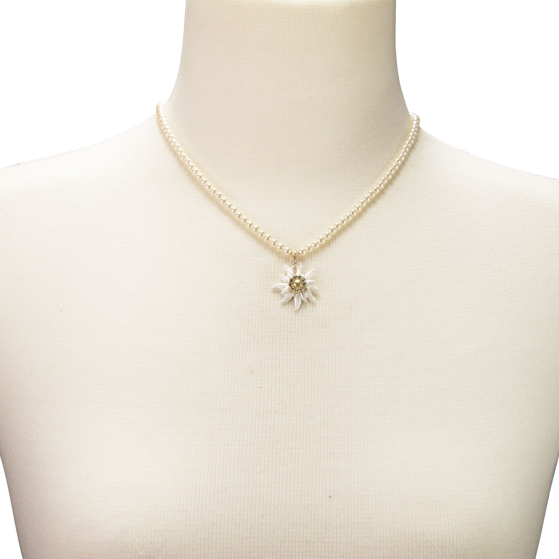 Alpenflüstern Collier Perlen-Trachtenkette Greta mit Strass-Edelweiß klein (creme-weiß), - Damen-Trachtenschmuck Dirndlkette – Bild 4 von 4