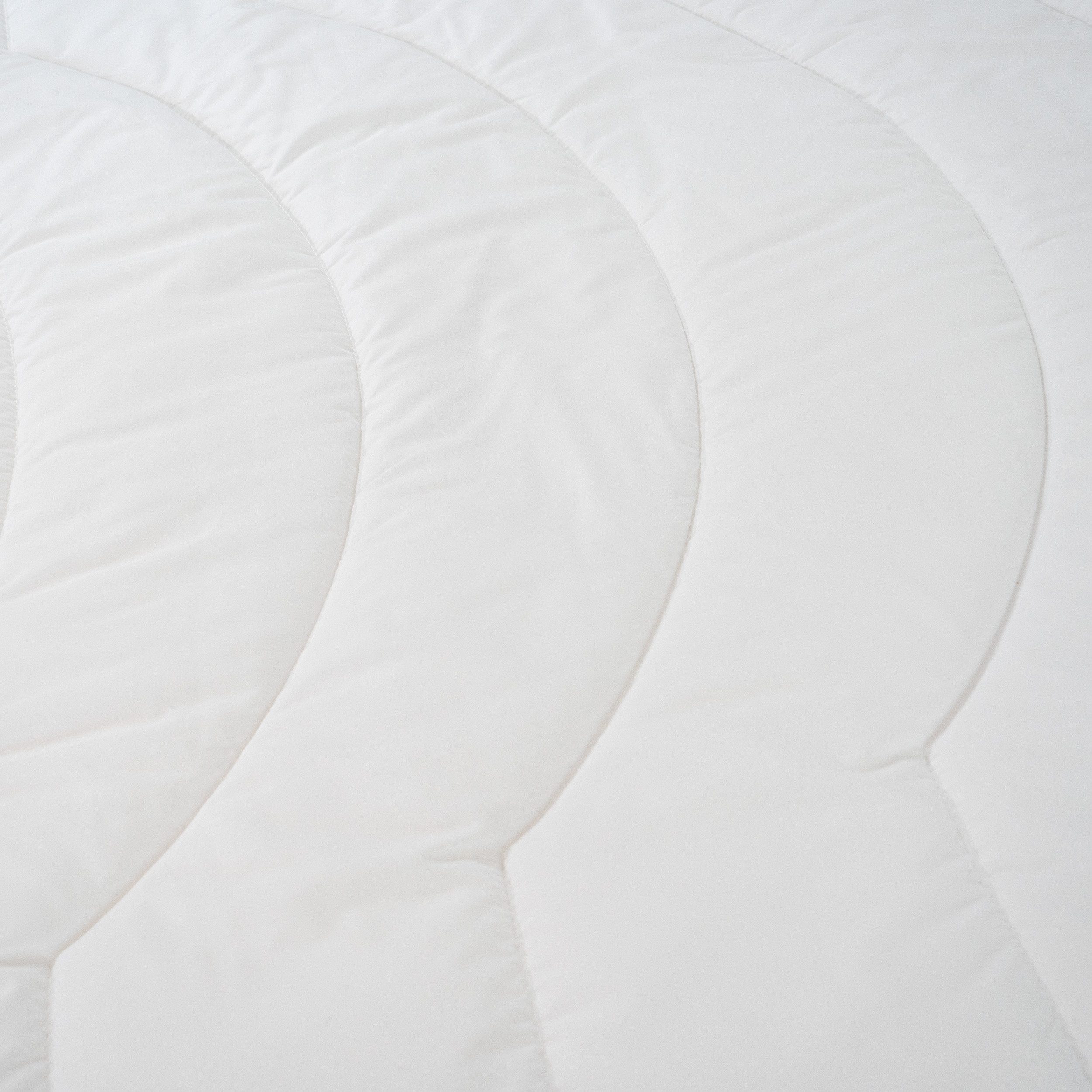 EVE wonderful sleeping Microfaserbettdecke Eve Wintertraum, Füllung: 100% Polyester, Bezug: 100% Polyester, perfekte Kombination aus Design, Komfort und Funktio – Bild 4 von 5