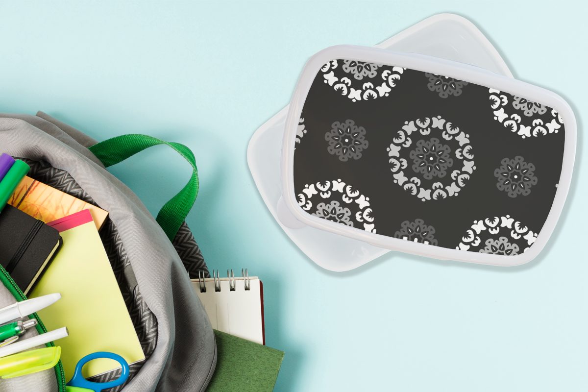 MuchoWow Lunchbox Mandala und Brotbox Weiß, - Erwachsene, Schwarz für Mädchen und Muster und Jungs Kunststoff, für Kinder (2-tlg), - Brotdose