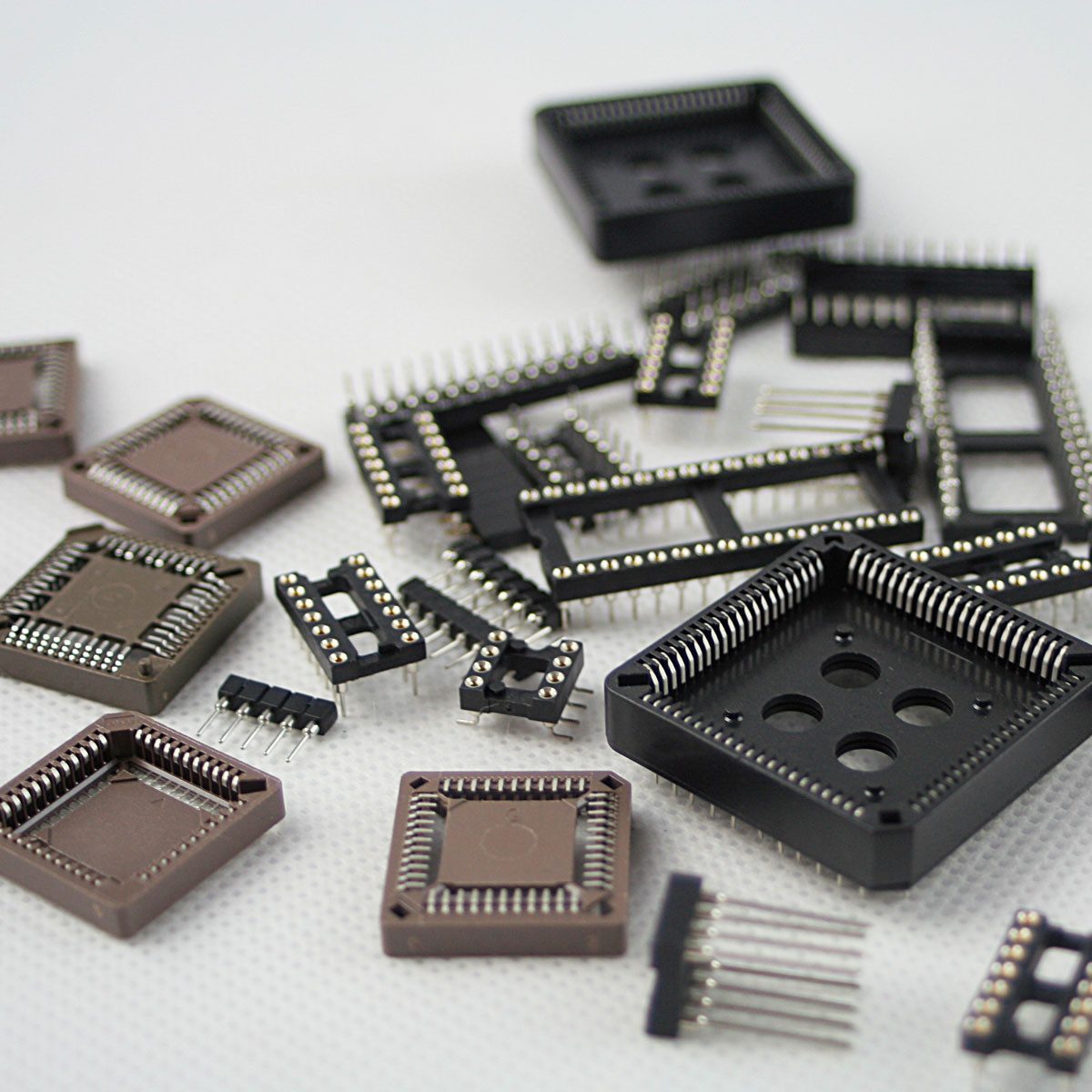 Kemo Modellbausatz Sortiment IC-Fassungen ca. 30 Stück, Fassung ICs