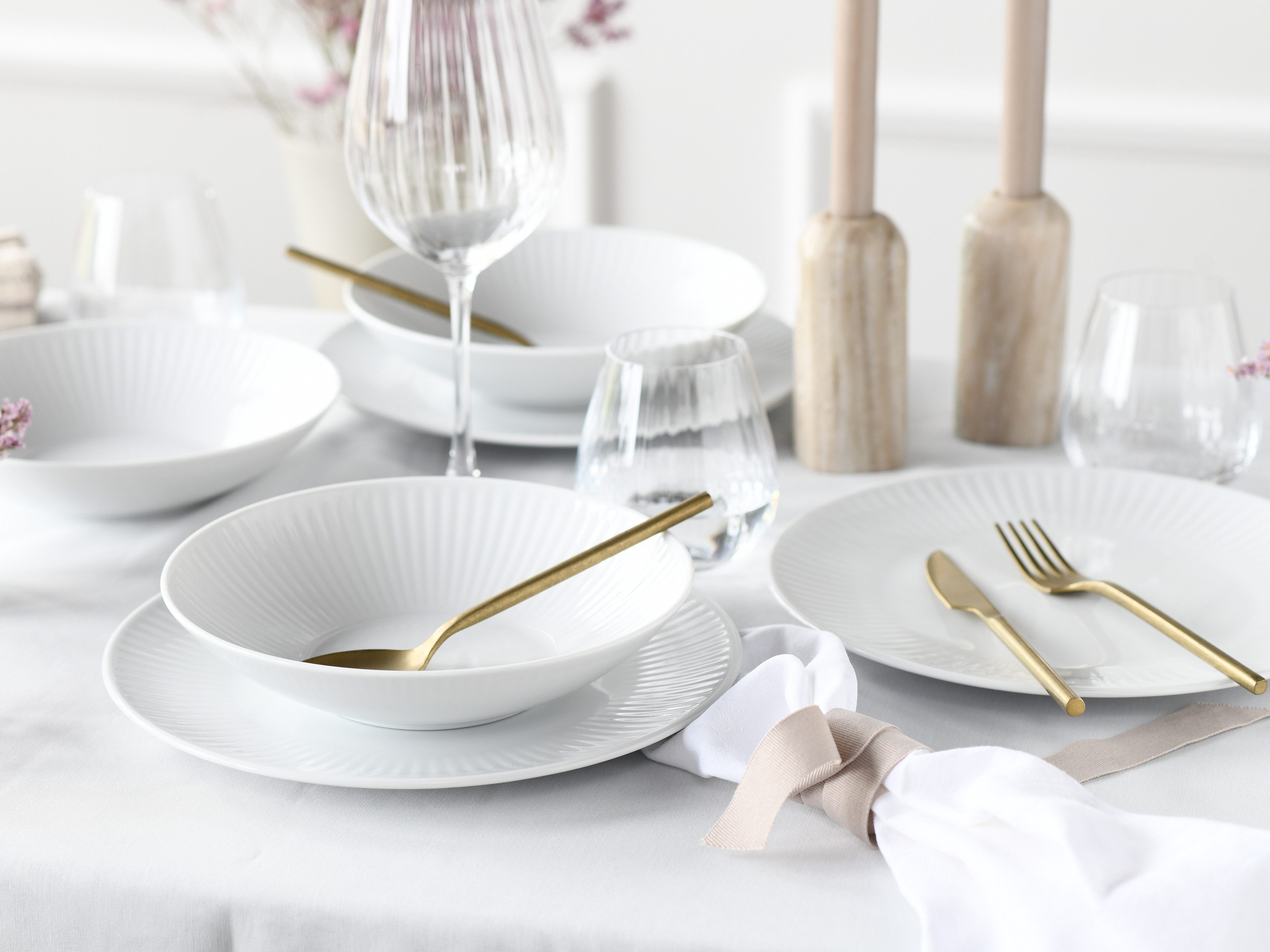 CreaTable Tafelservice Valencia Weiß, Tafel-Service 12-tlg (12-tlg), 6 Personen, Porzellan, Teller Set, Elegant, Boho Chic