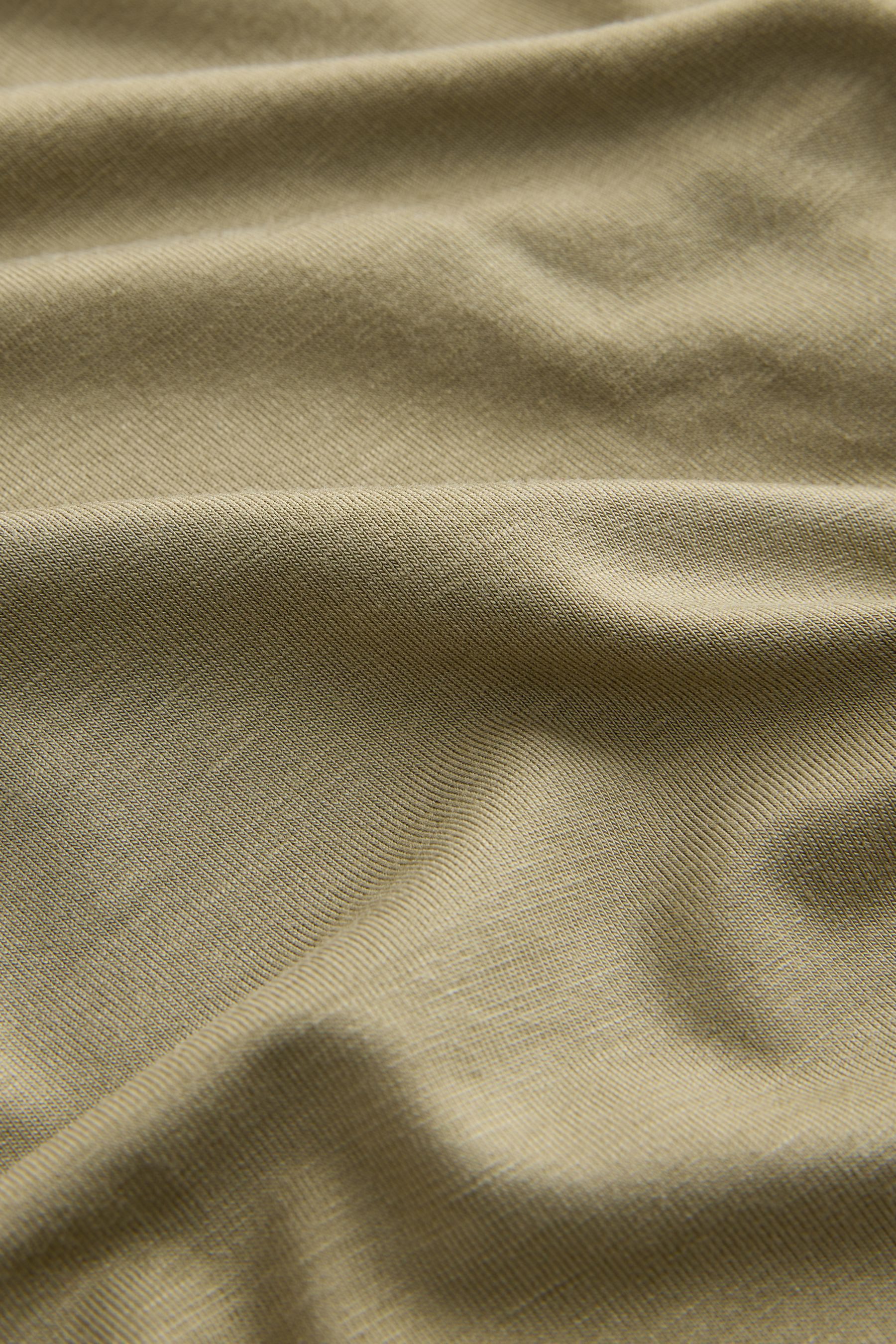 Next Midikleid Gesmoktes Minikleid mit dünnen Trägern (1-tlg)