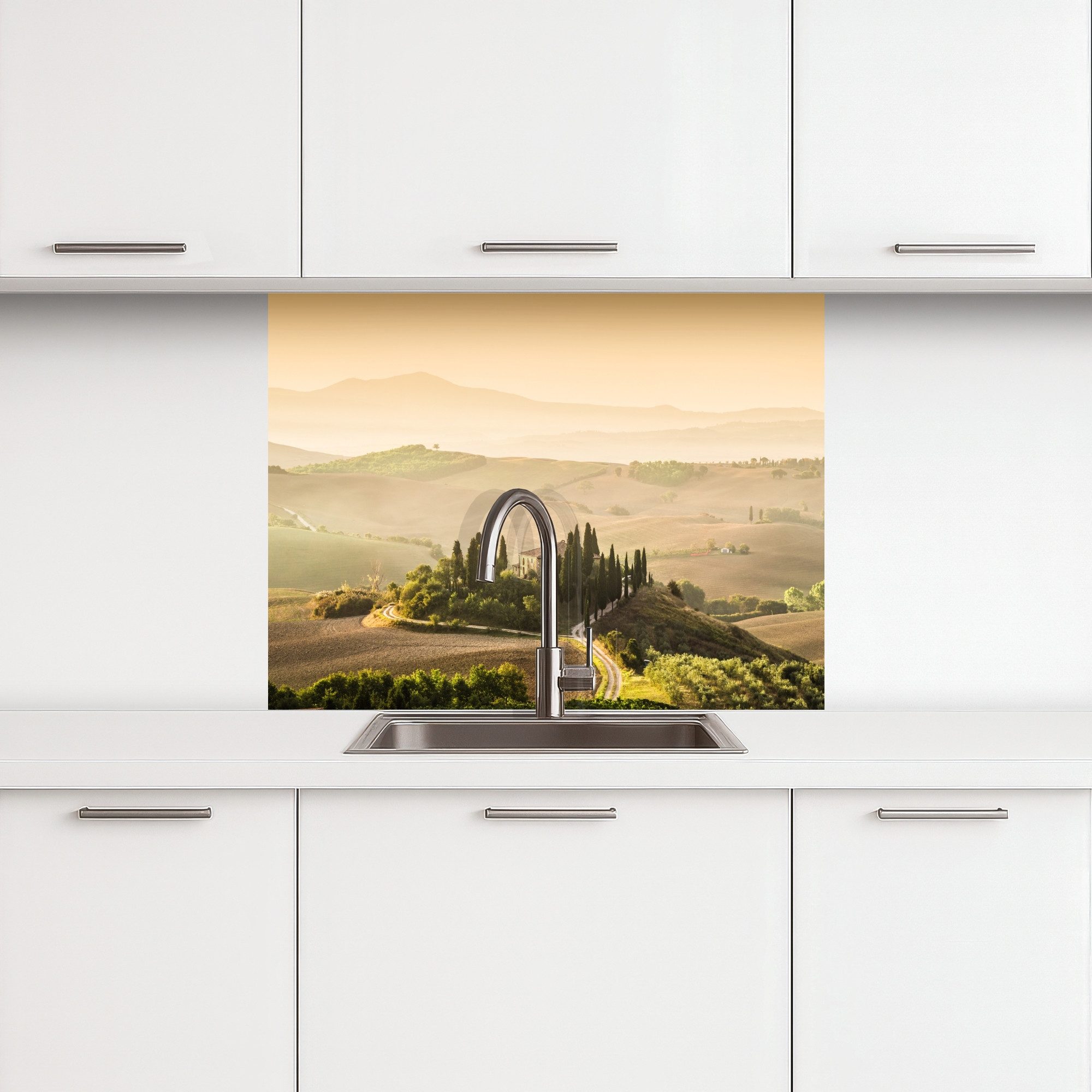 KitchenYeah Küchenrückwand selbstklebend Landschaft - Toskana - Morgenlicht günstig online kaufen