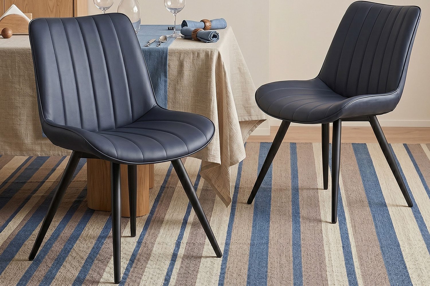 HOMAVO Esszimmerstuhl Stuhlset - aus Samt oder Kunstleder, gepolstert, mit Metallfüßen (2 St), Nach EN 12520 gepruft, mit Ergonomischer Rückenlehne und Metallbeinen
