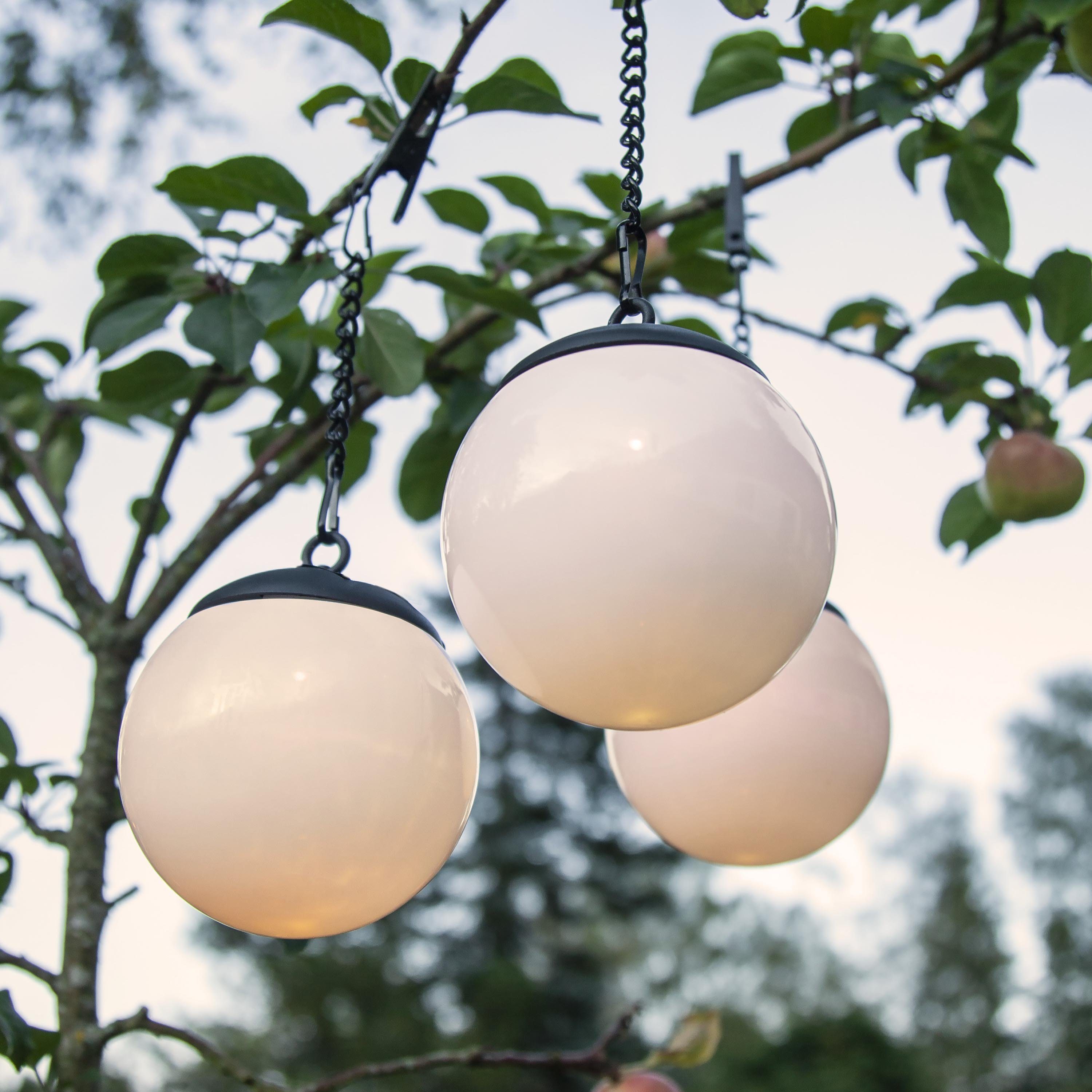 STAR TRADING LED Solarleuchte Globus, LED Solar-Kugelleuchten,Globe', weiß, Clips zum Aufhängen, Dämmerungs