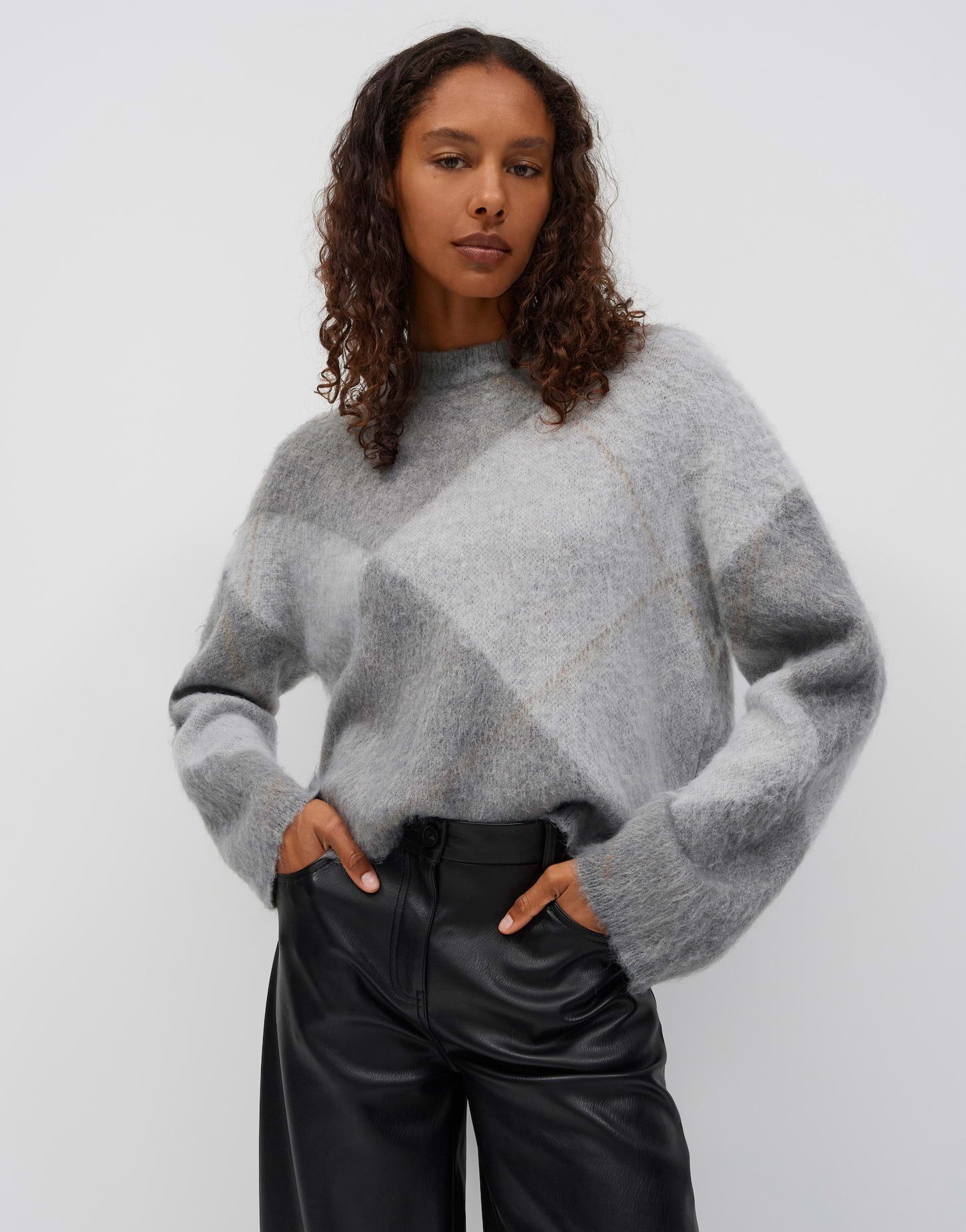 OPUS Strickpullover mit Argyle-Rautenmuster Weite Silhouette mit überschnittener Schulter und weichem Griff