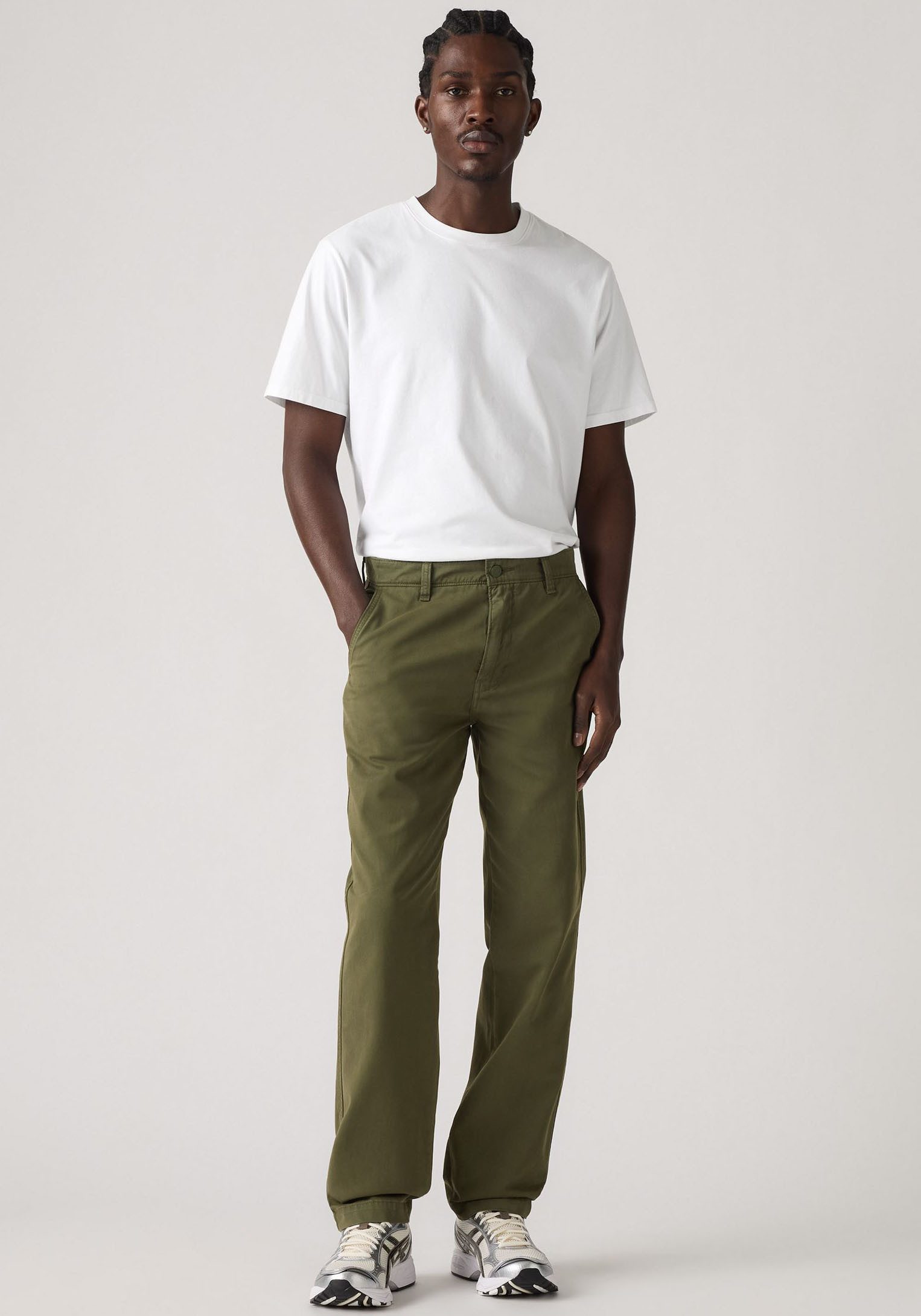 Levi's® Chinohose LV Hose XX CHINO AUTHENTIC RLX bequeme Passform