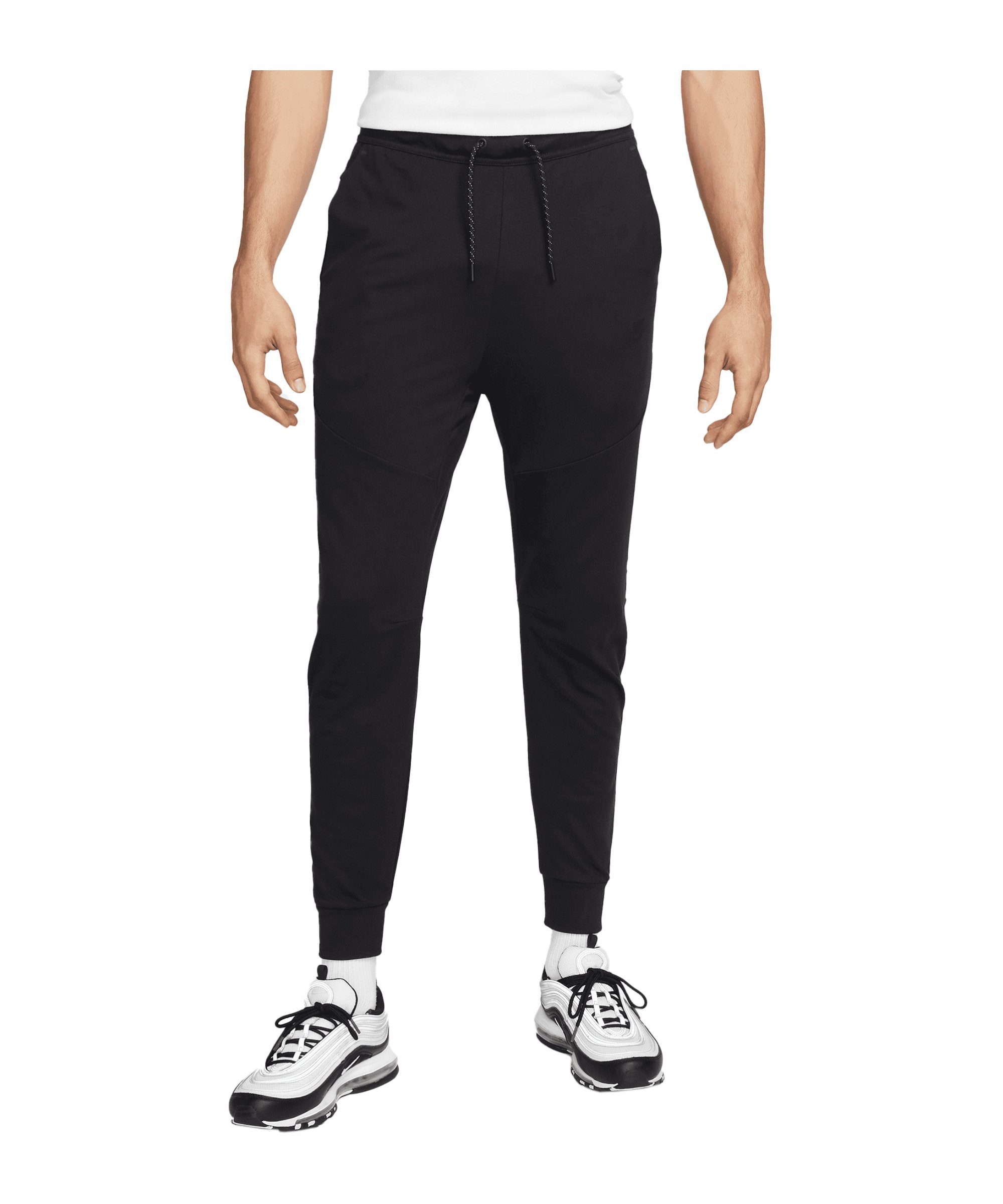 Nike Sportswear Jogginghose Jogginghose Tech Essentials schwarz