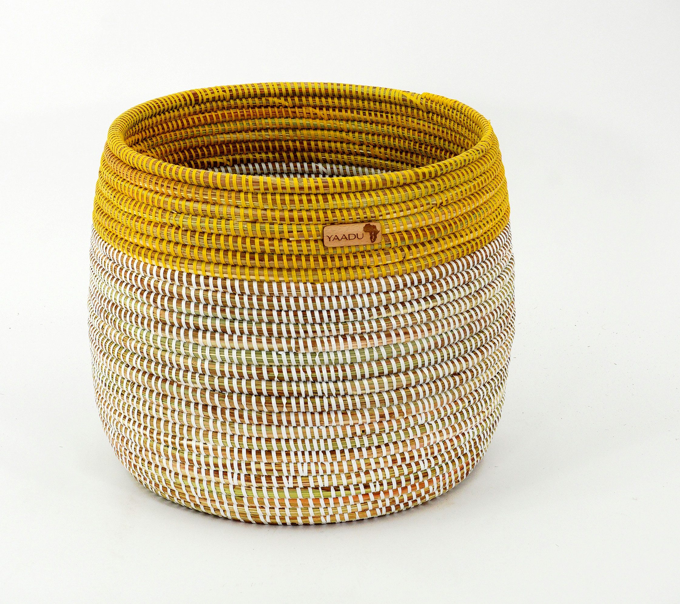 YAADU Allzweckkorb geflochtener Aufbewahrungskorb – Pflanzenkorb, Regalkorb, Ordnung, ca. 30x30 cm - Handgefertigt in Afrika aus traditioneller Flechtkunst