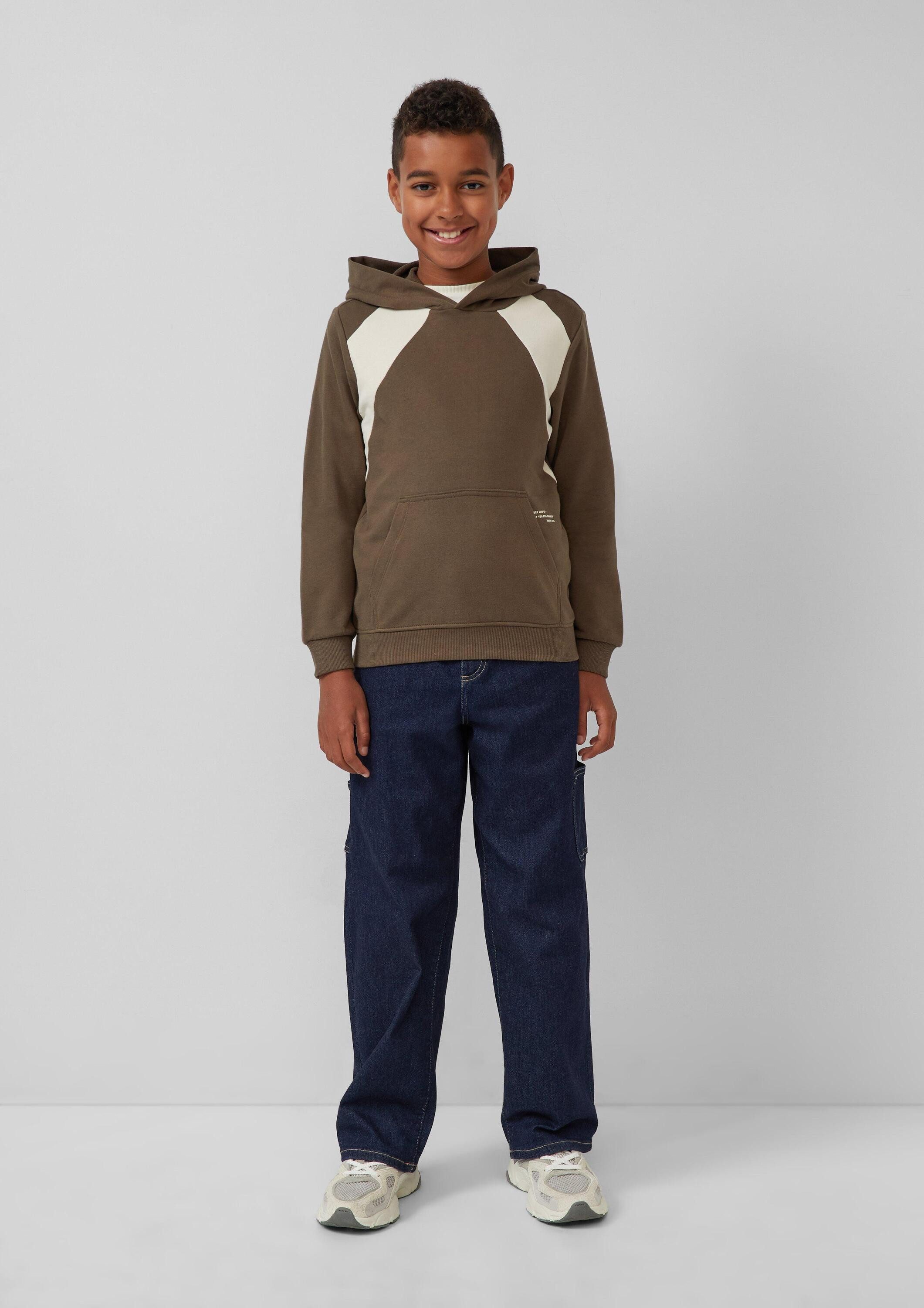 s.Oliver Sweatshirt Sweatshirt Hoodie mit Kontrast-Details und großem Back-Print