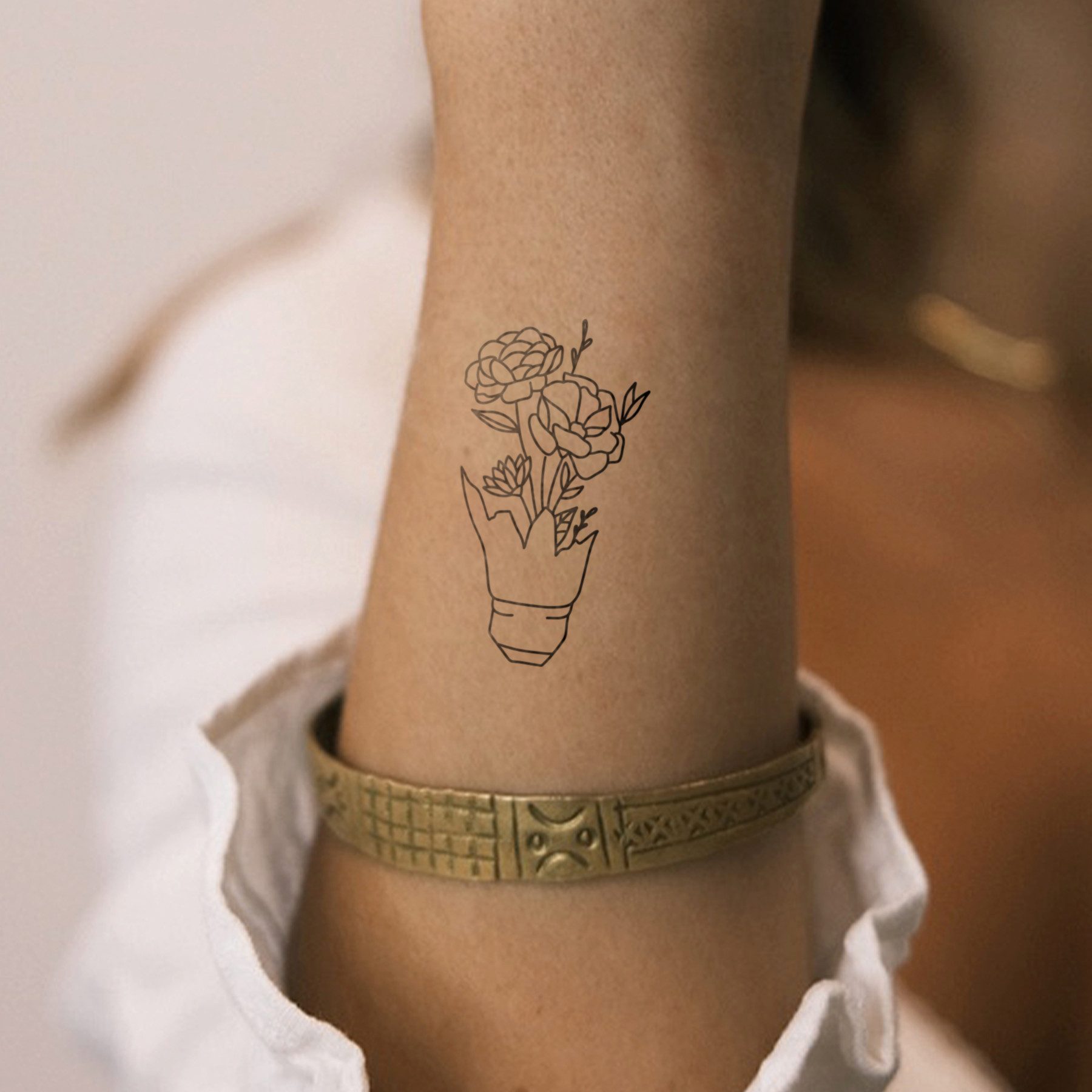 Inkster Schmuck-Tattoo Blumen Glühbirne Tattoo, wasserfestes temporäres Tattoo, 2 Wochen Halt