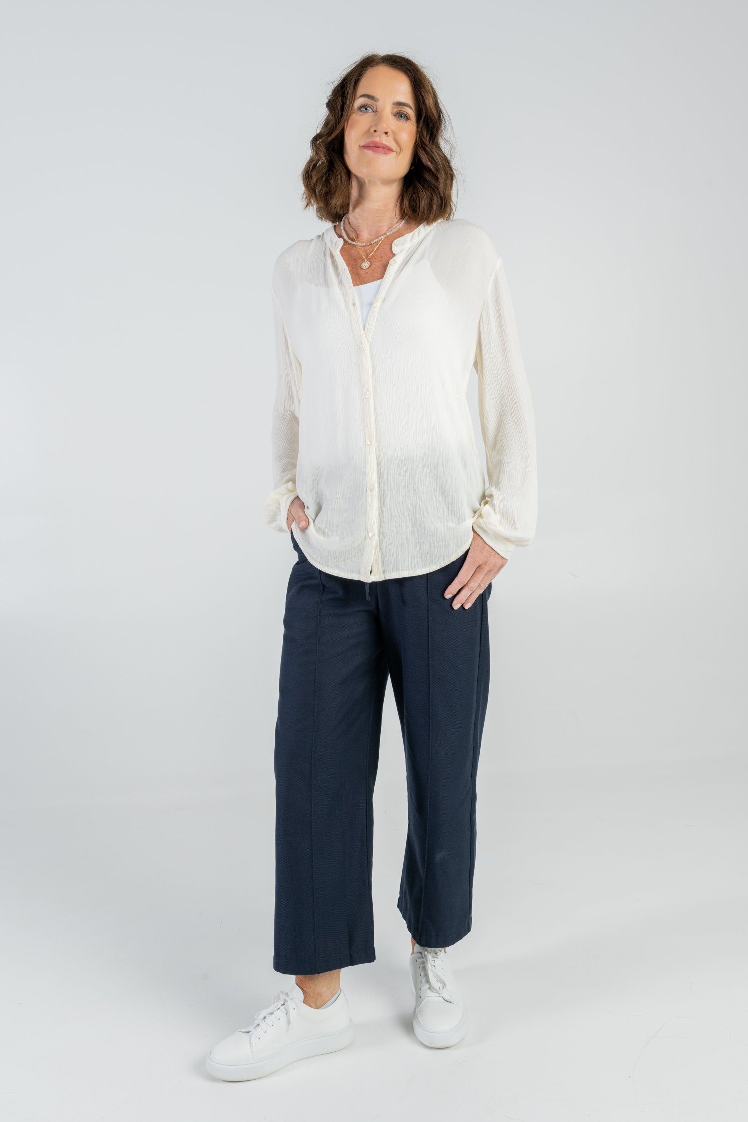 STORY Langarmbluse OF off-white Bluse Viskose Strukturierte EcoVero™ aus MINE