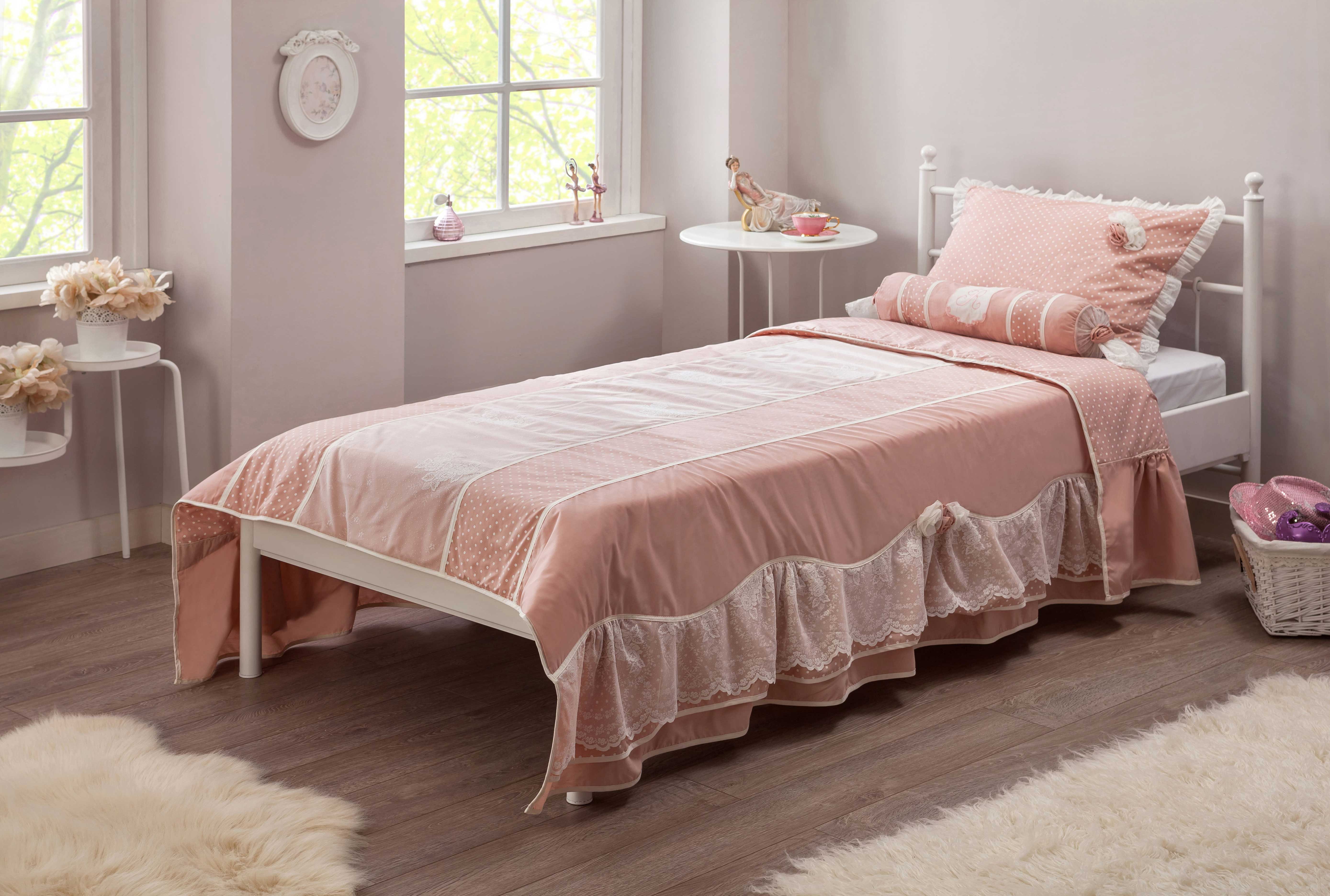 Möbel-Zeit Tagesdecke Set "Dream" 1 x Tagesdecke, 1 x Zylinderkissen, 1 x Kopfkissenbezug