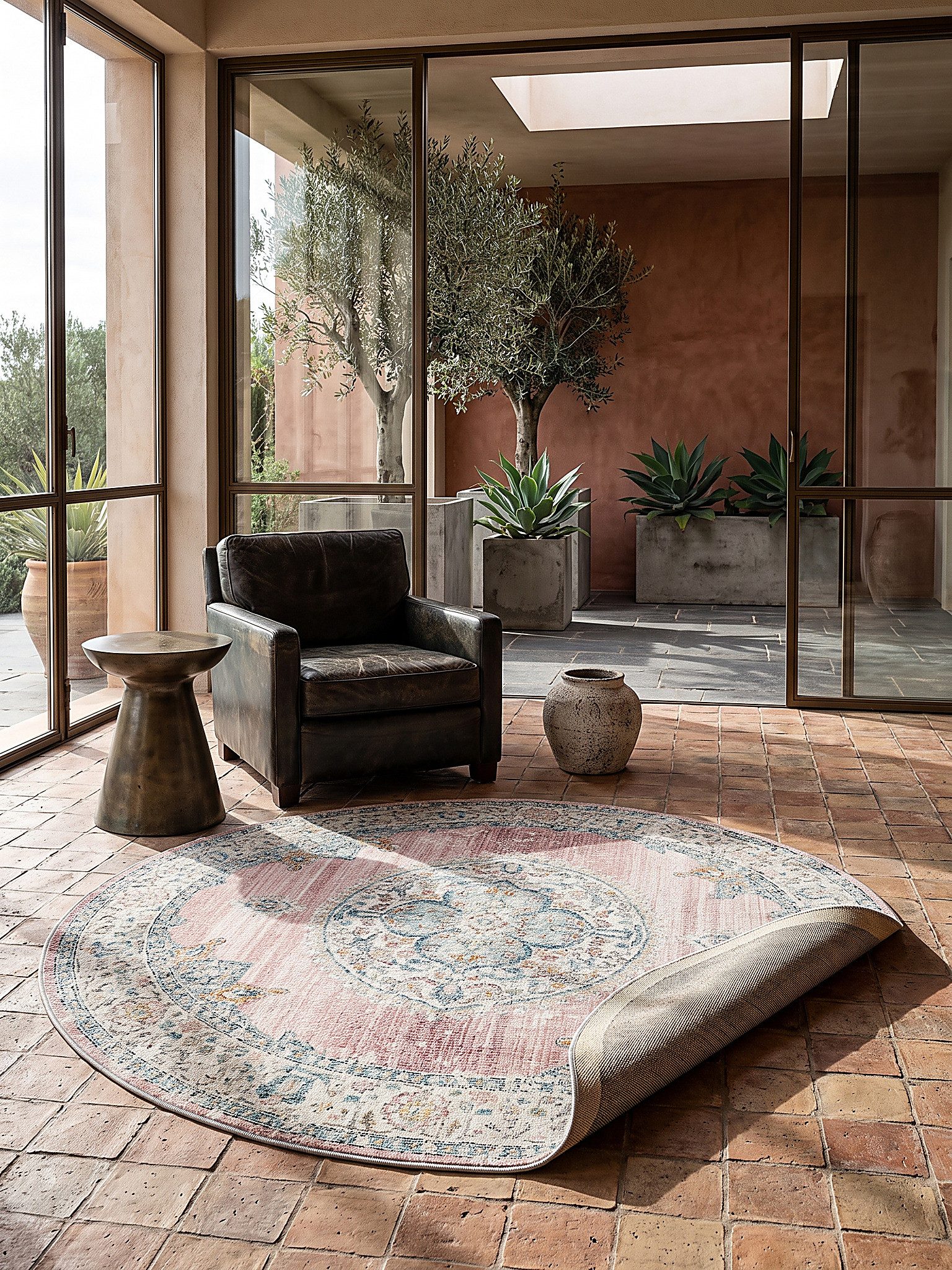 KADIMA DESIGN Outdoorteppich LIMMAT Outdoorteppich Pink 120x120 Orientalisch Polypropylen Outdoor, Rund, Höhe: 5 mm, Saugroboter-geeignet, Strapazierfähig, Pflegeleicht, Farbecht