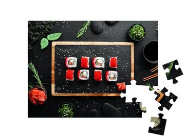 puzzleYOU Puzzle Frische Sushi-Rolle mit Kaviar, 48 Puzzleteile, puzzleYOU-Kollektionen Sushi, Essen und Trinken