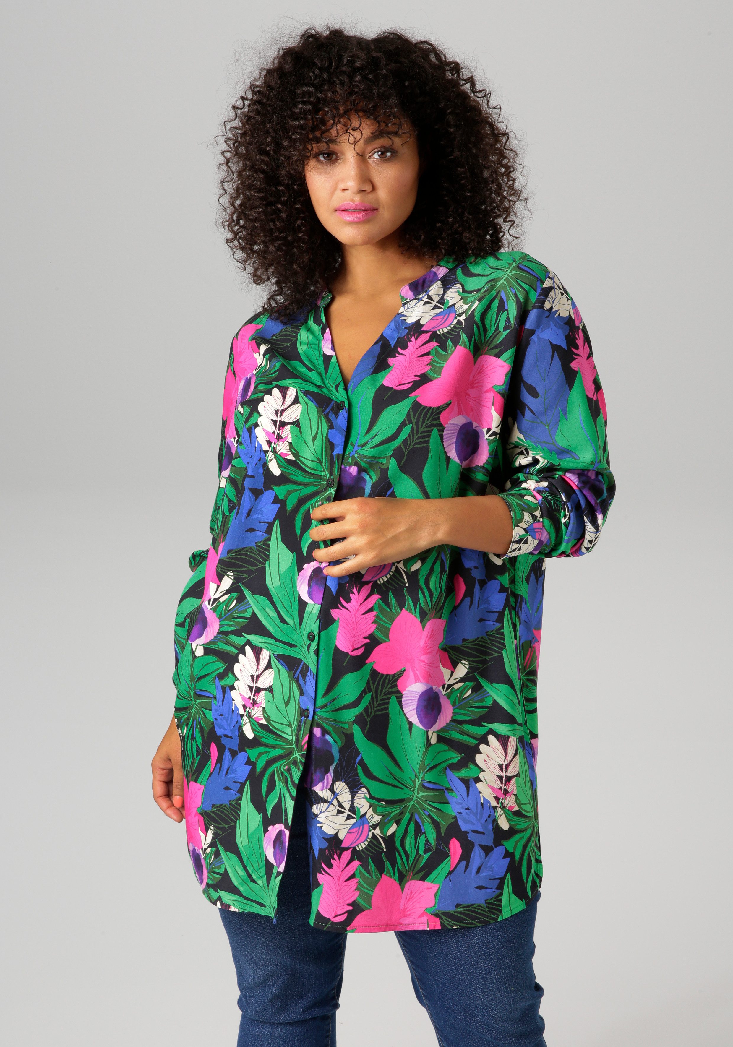 Aniston PLUS Longbluse mit tropischen Blüten günstig online kaufen