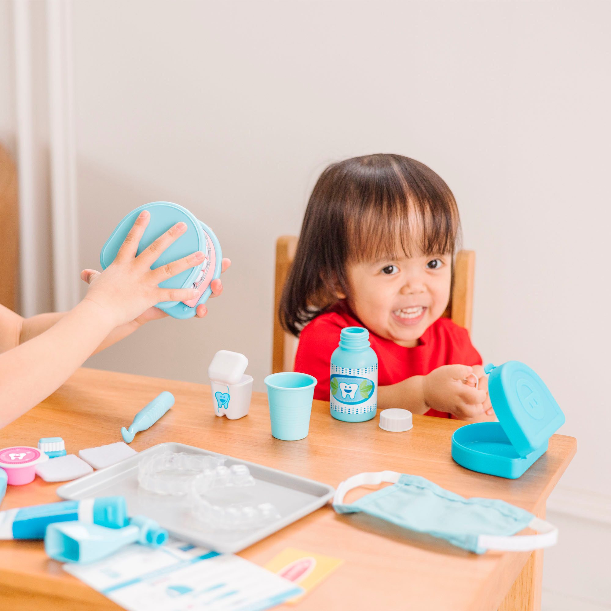 Spin Master Spielzeug-Arztkoffer Melissa & Doug Super Smile Zahnarzt-Spielset