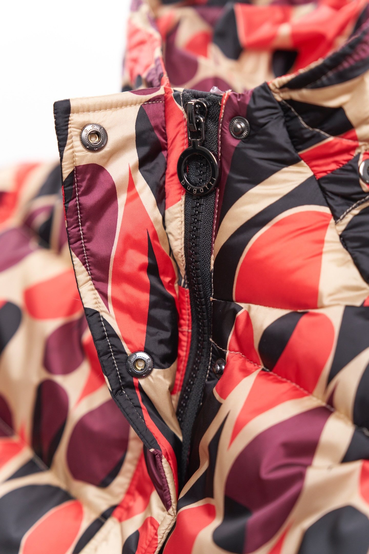 bugatti Kurzjacke mit idealer Wärmeisolierung