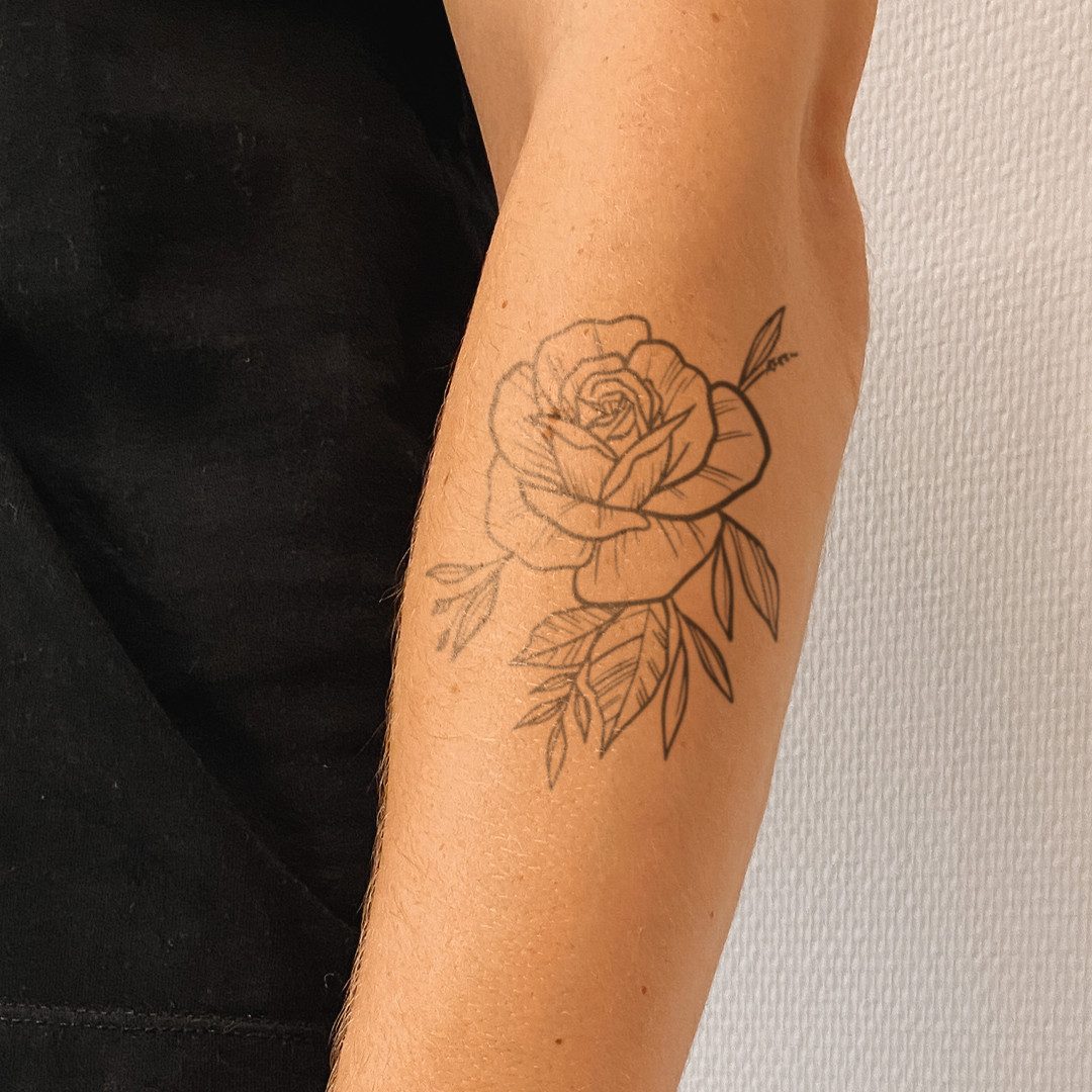 Inkster Schmuck-Tattoo Detaillierte Rose Tattoo, wasserfestes temporäres Tattoo, 2 Wochen Halt