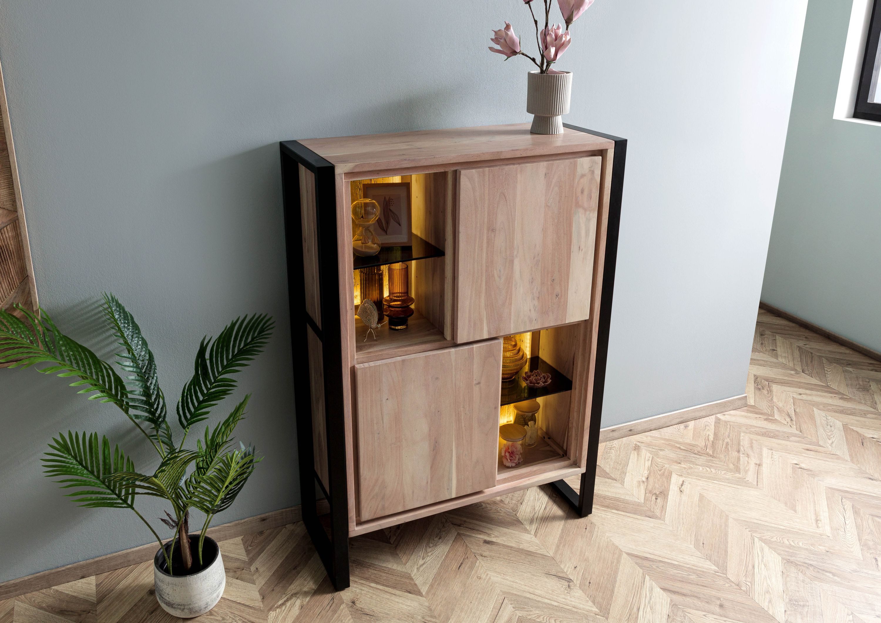 Massivmoebel24 Highboard DENVER (Massivholz), Akazie / Altholz 100x40x140 natur lackiert DENVER #101