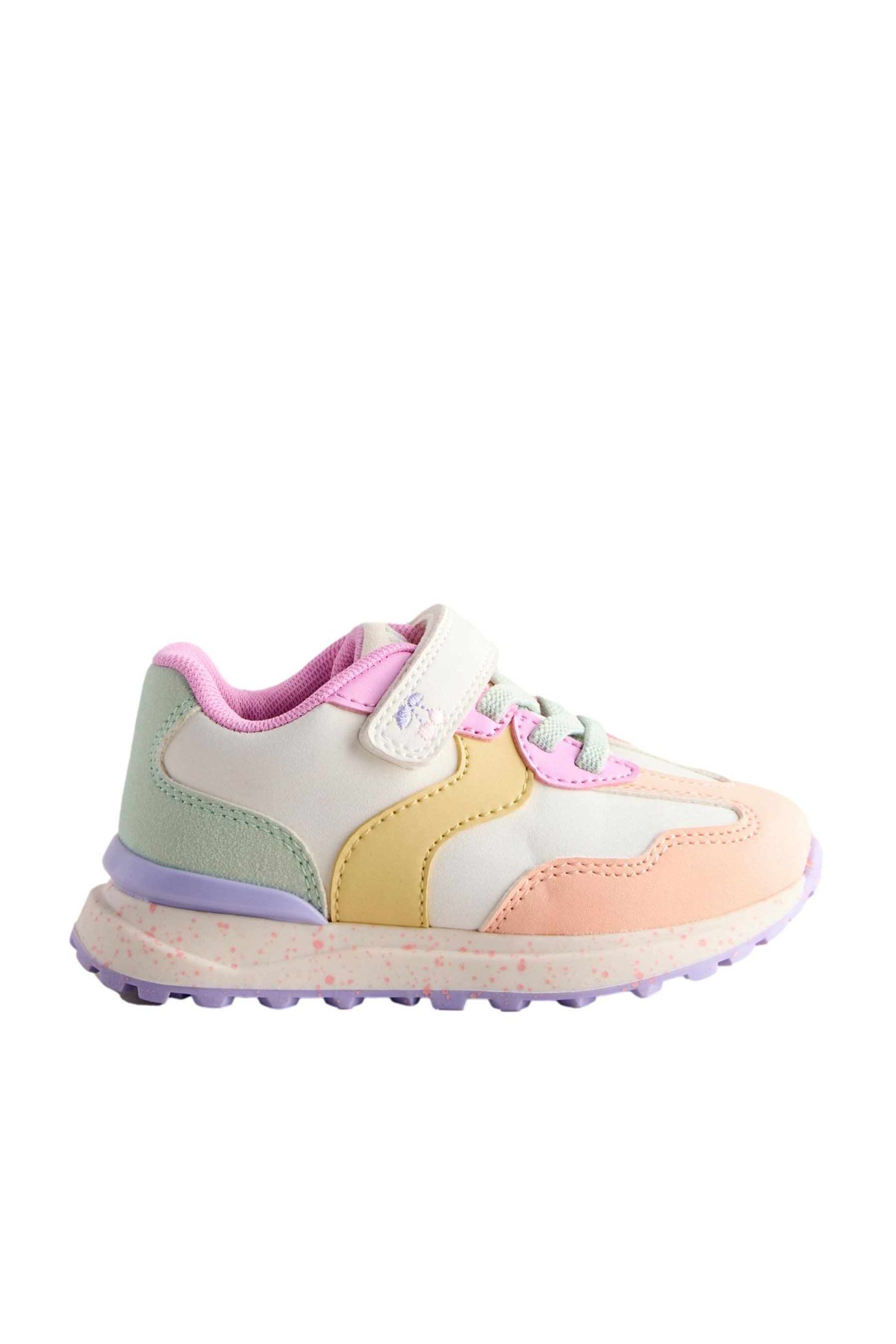 Next Elastischer Sportschuh mit Schnürung Sneaker