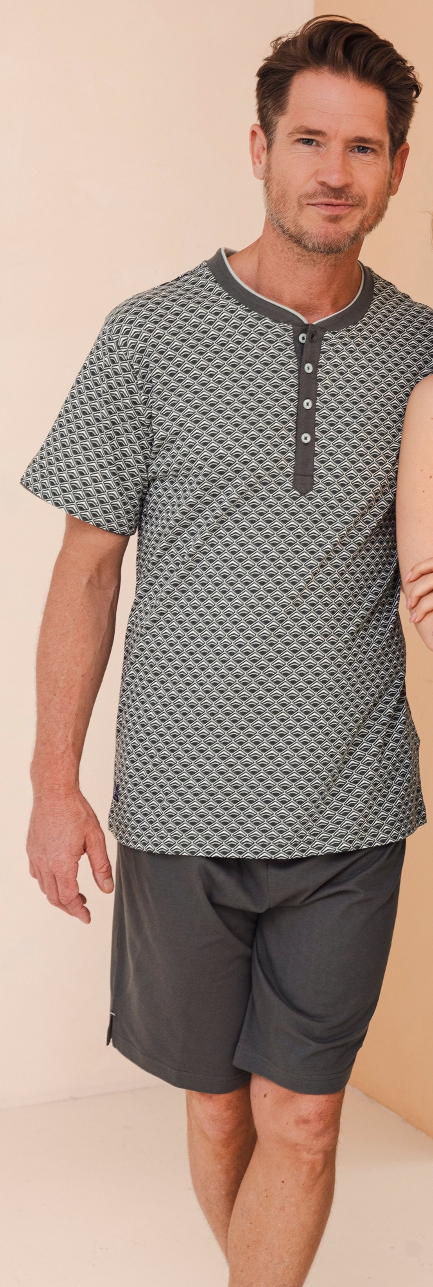 Pastunette Shorty Modischer Herren Pyjama kurz (2 tlg) Baumwolle