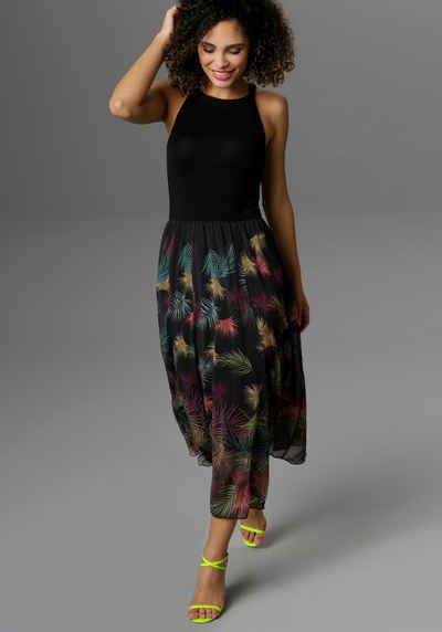 Aniston SELECTED Sommerkleid mit buntem Blätterdruck