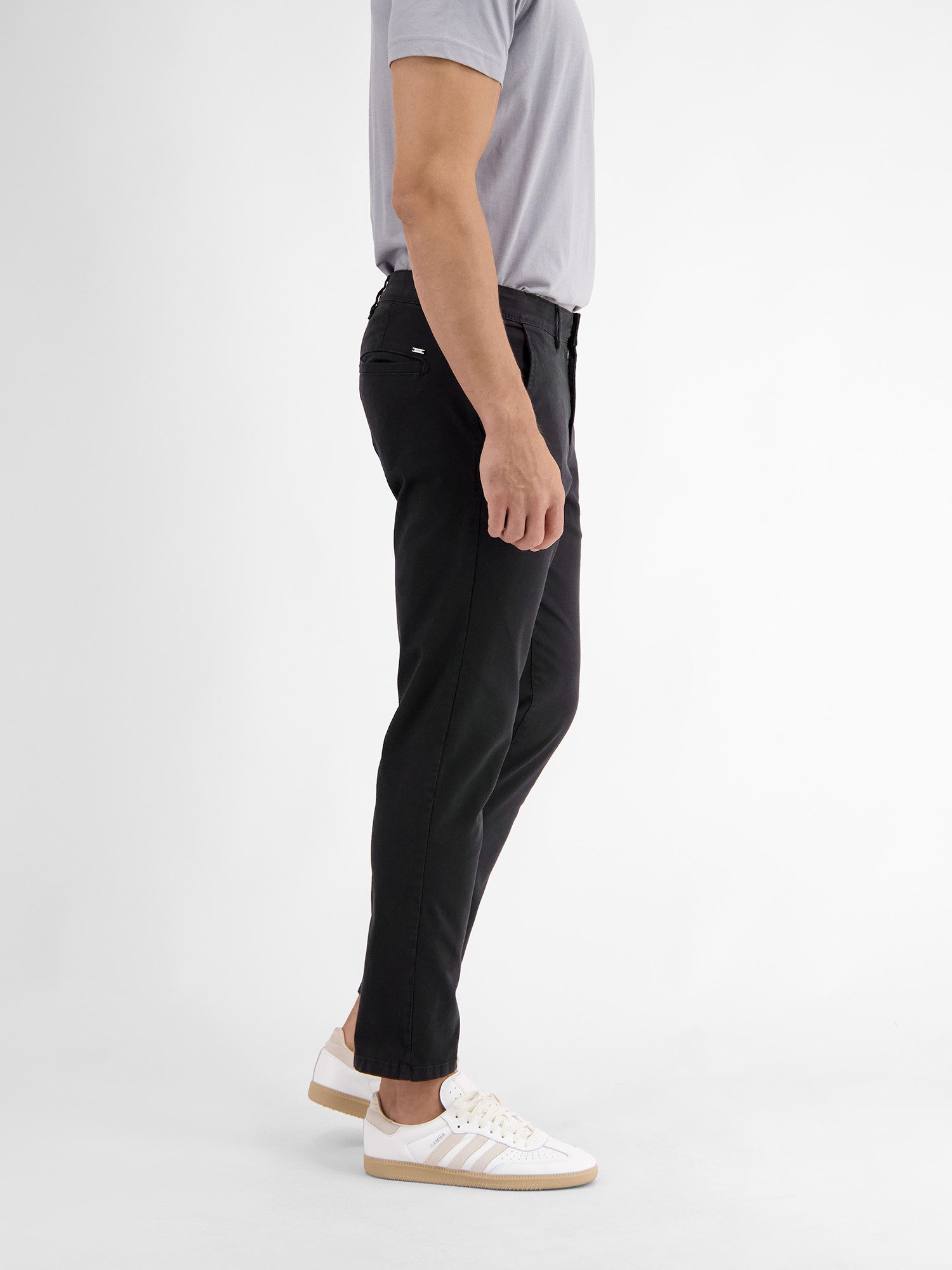 LERROS Chinohose Chino mit Stretchanteil, Comfort Fit Bequeme Herren Chinohose mit Stretch, bequem für Alltag und Büro