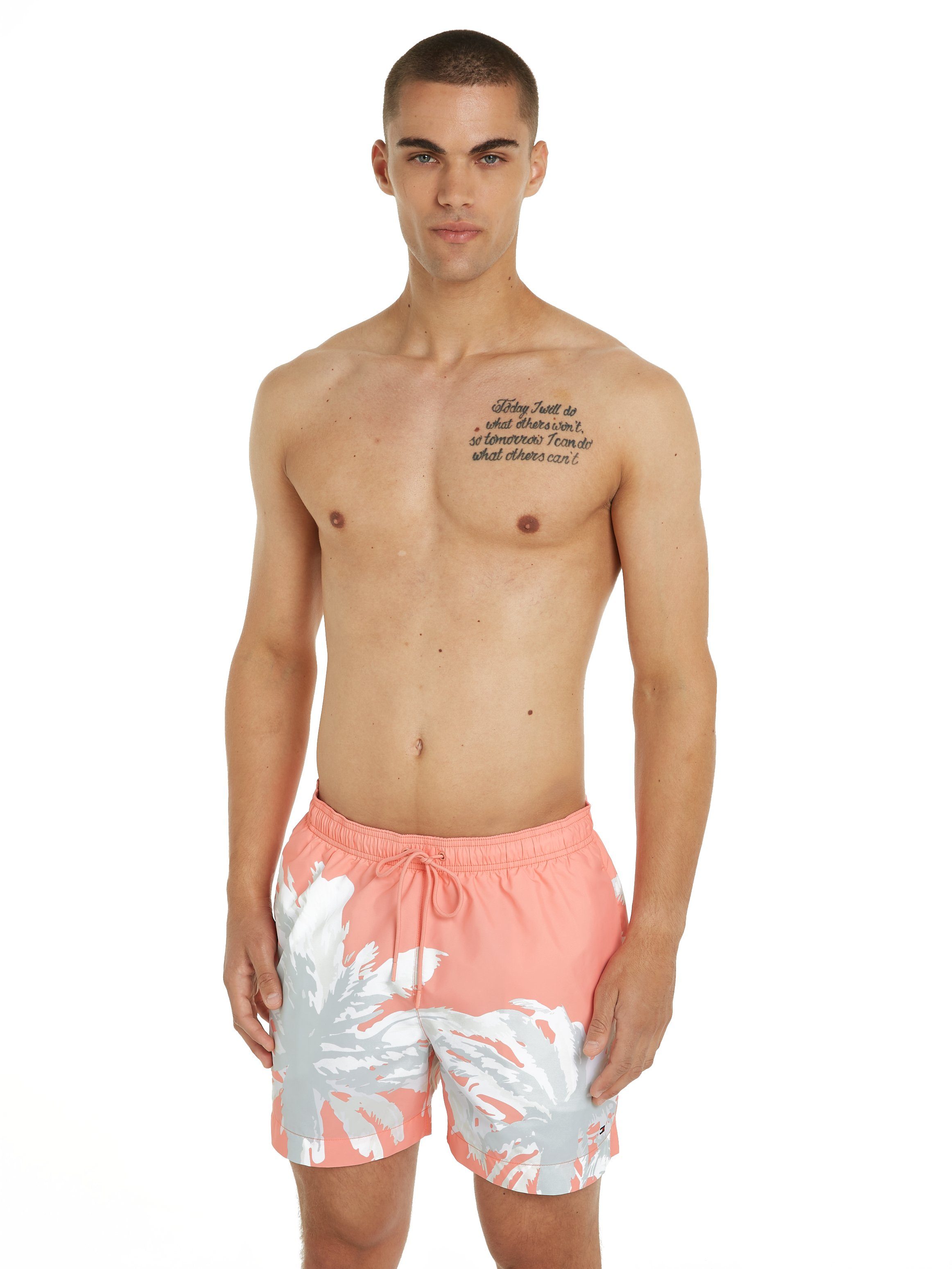 Tommy Hilfiger Swimwear Badeshorts MEDIUM DRAWSTRING PLACED mit Palmenprint