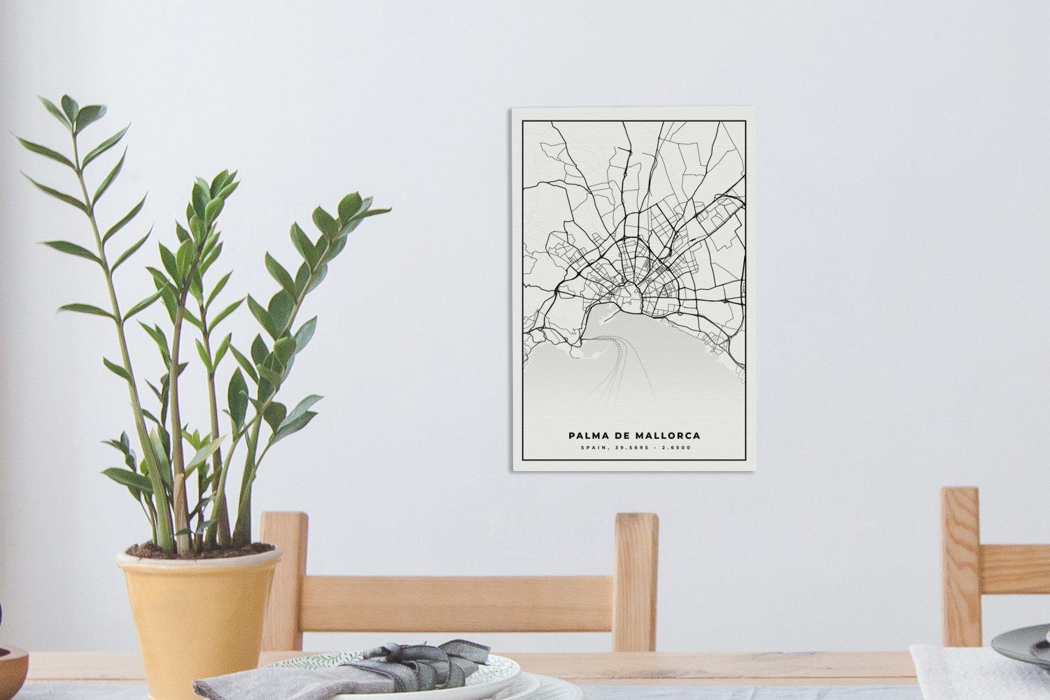 Stadtplan weiß Mallorca (1 cm 20x30 Karte, - - - fertig Leinwandbild Gemälde, Schwarz bespannt und Zackenaufhänger, St), OneMillionCanvasses® Leinwandbild inkl. Karte -