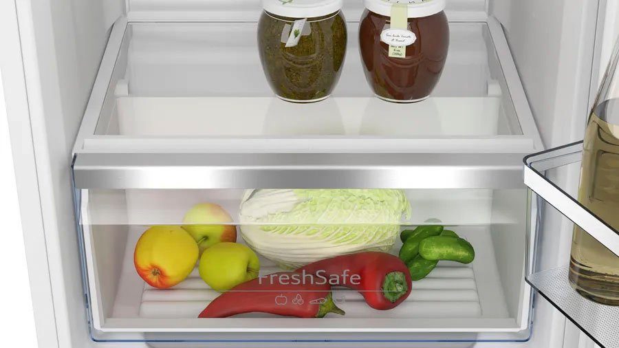 NEFF Einbaukühlschrank N 50 KI1312FE0, 102,1 cm hoch, 54,1 cm breit, Fresh  Safe – Schublade für flexible Lagermöglichkeiten von Obst und Gemüse