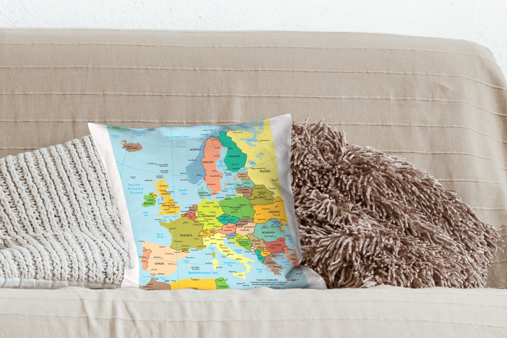 Füllung Wohzimmer, Karte Zierkissen MuchoWow Dekokissen - Europa Sofakissen Deko, Politik, für - mit Schlafzimmer,
