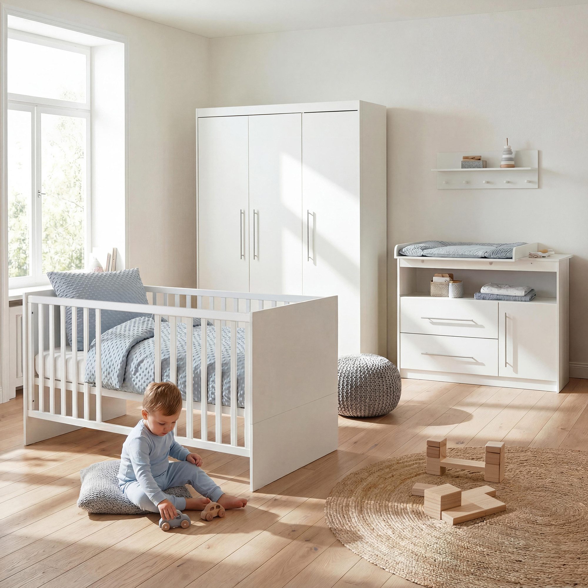 roba® Babyzimmer-Komplettset Maren, Gitterbett, Wickelkommode & 3-türiger Schrank, umbaubar