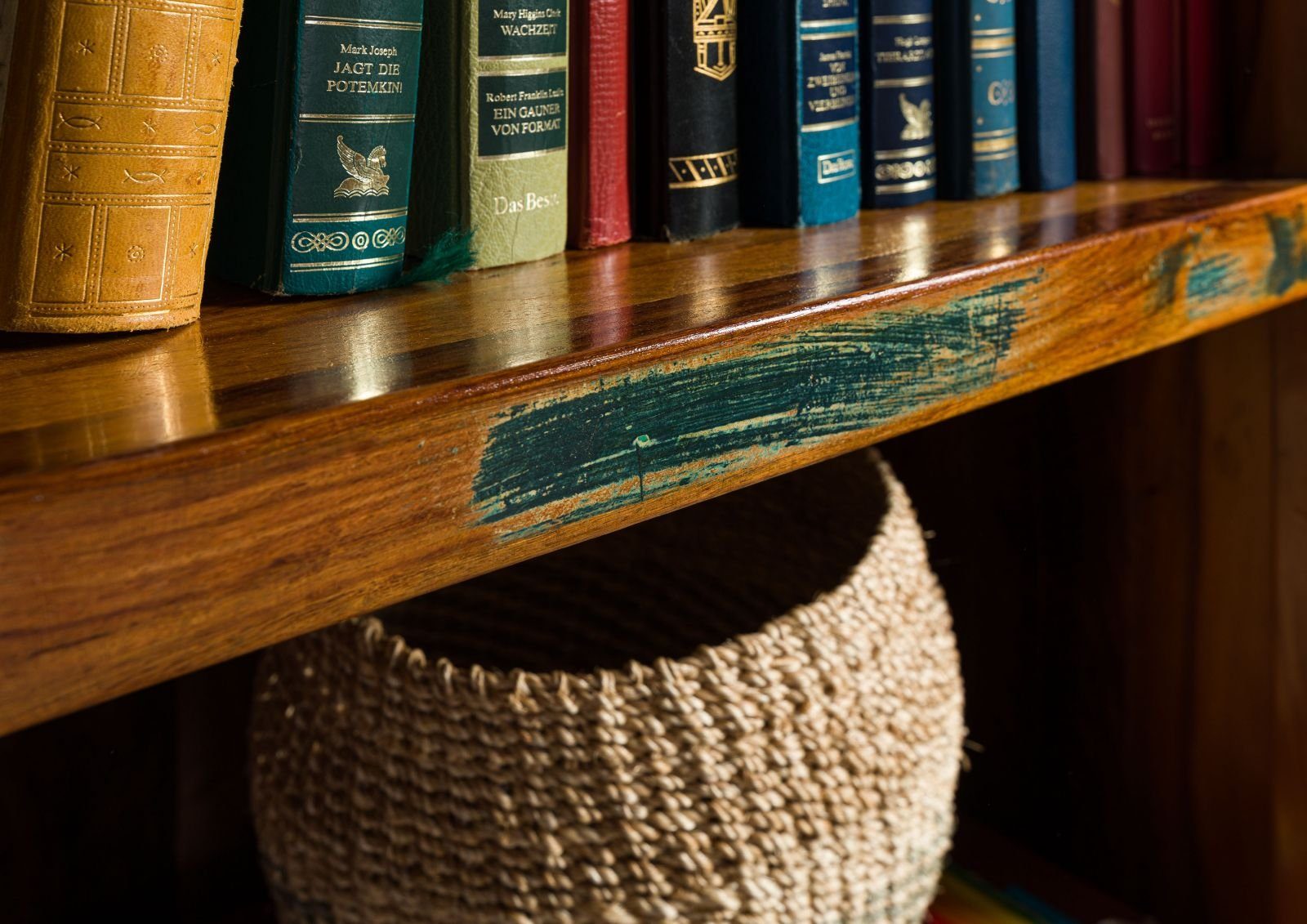 Massivmoebel24 Bücherregal SIXTIES, 1-tlg., Regal Altholz 90x35x180 mehrfarbig lackiert SIXTIES #107