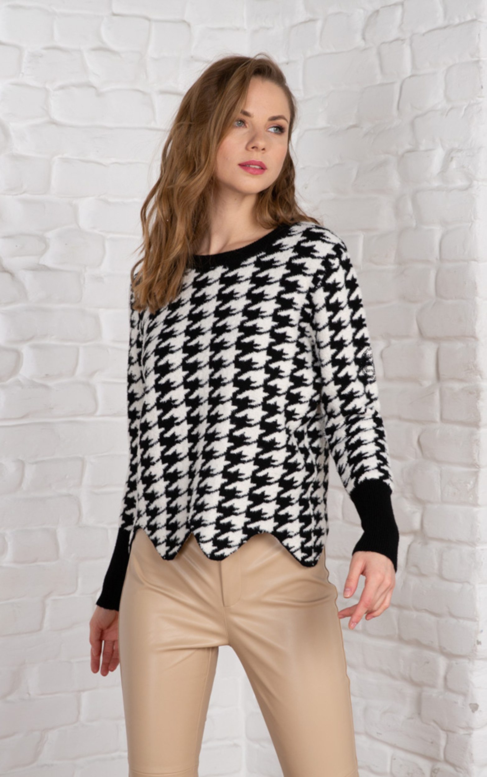 Passioni Strickpullover mit Hahnentrittmuster und gewelltem Saum günstig online kaufen