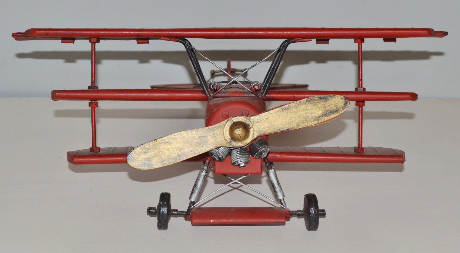 JS GartenDeko Modellflugzeug Blechflugzeug Modellflugzeug Oldtimer Fokker Roter Baron L 38 cm