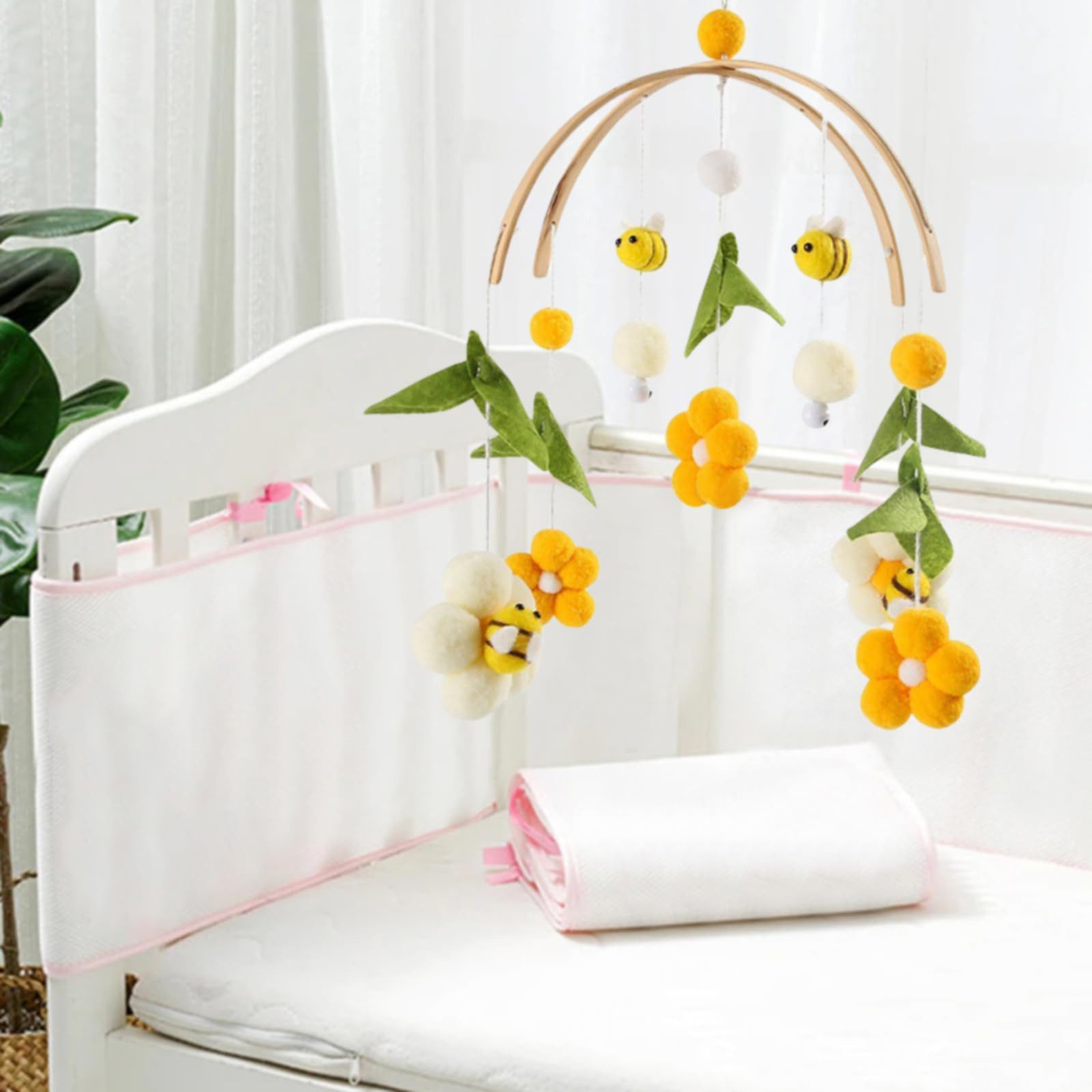 CLTYQ Mobile Windspiele, Tierchen Waldtiere Bettglocke aus Filz, (1-tlg), Babybett Bettglocke Anhänger Mobile Babyzimmer Deko