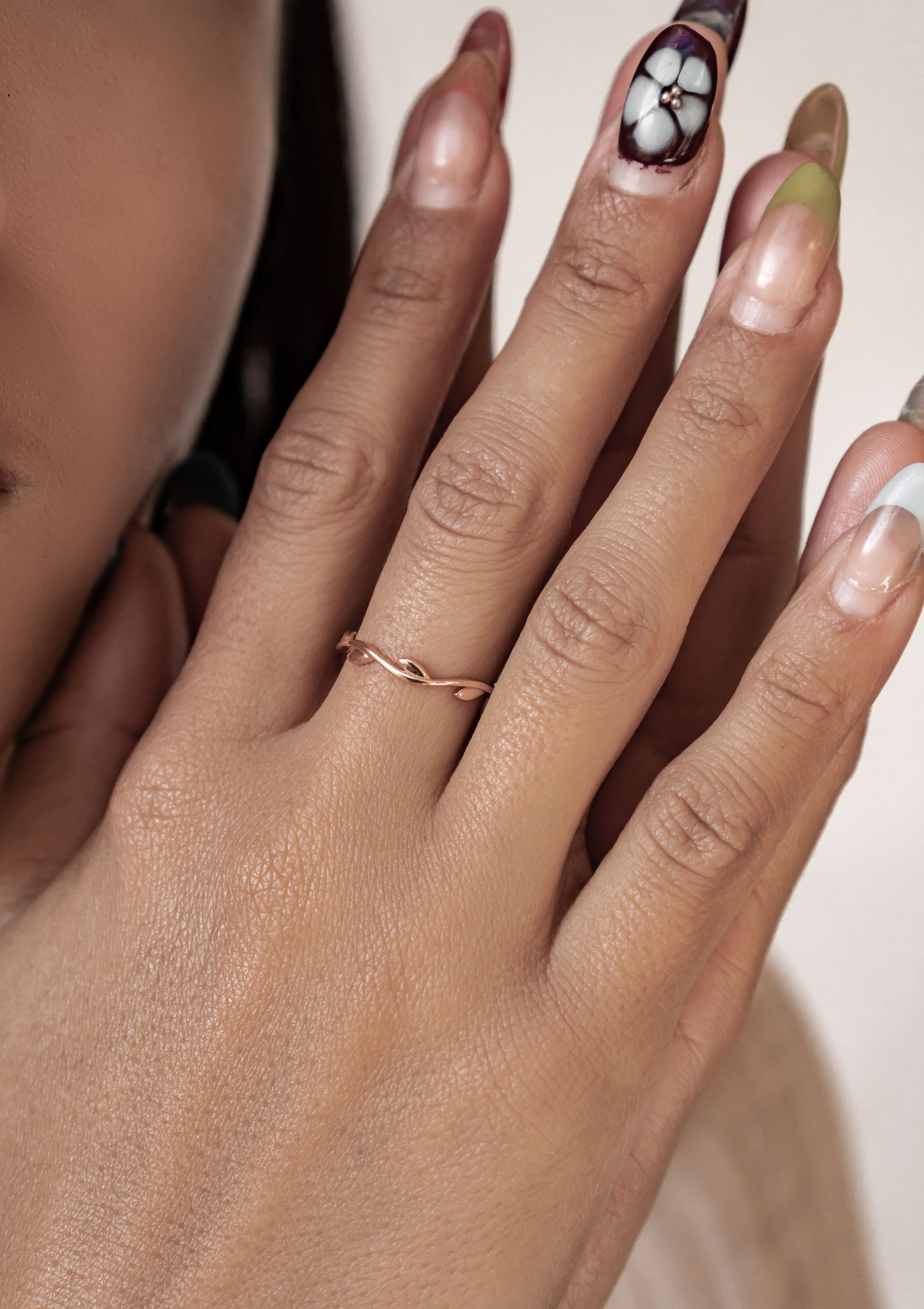 Hey Happiness Fingerring Blatt Wickelring, 18K Roségold vergoldet, Schmaler günstig online kaufen