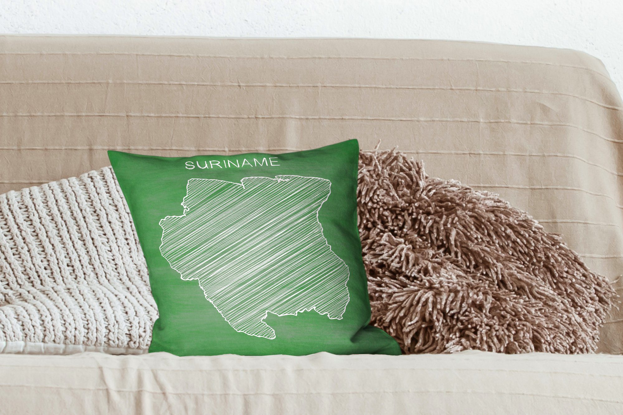 MuchoWow Dekokissen von Schlafzimmer, einer grünen Wohzimmer, Karte auf Wandtafel, Sofakissen für mit Suriname Zierkissen Füllung einer Deko, Illustration
