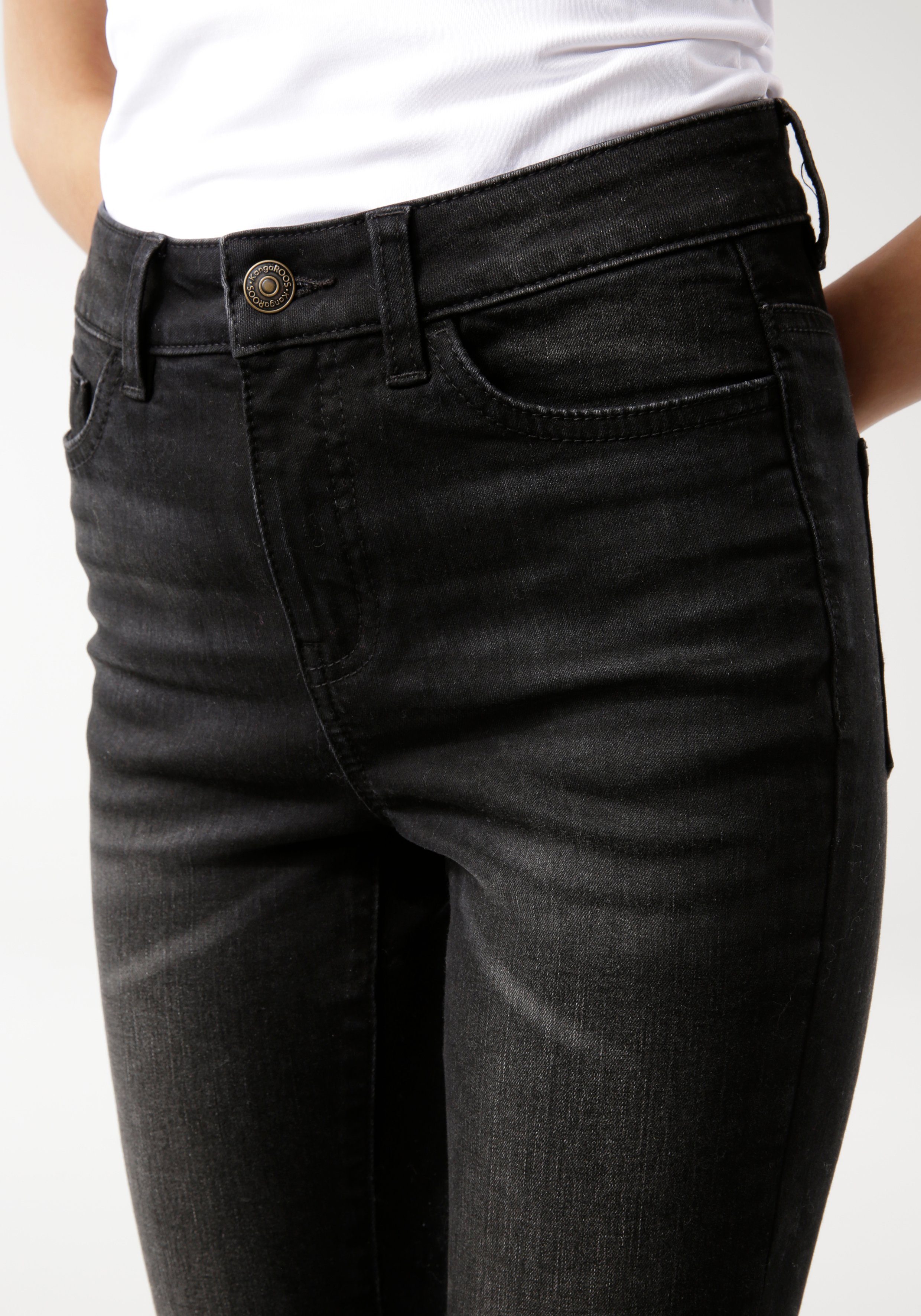 SUPER SKINNY mit RISE HIGH used-Effekt KangaROOS 5-Pocket-Jeans black-used