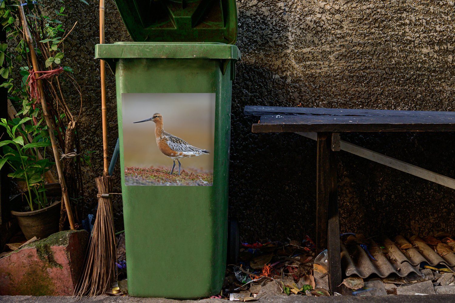 MuchoWow Wandsticker Uferschnepfe auf St), einem blühenden Boden Container, Abfalbehälter (1 Mülleimer-aufkleber, Mülltonne, Sticker