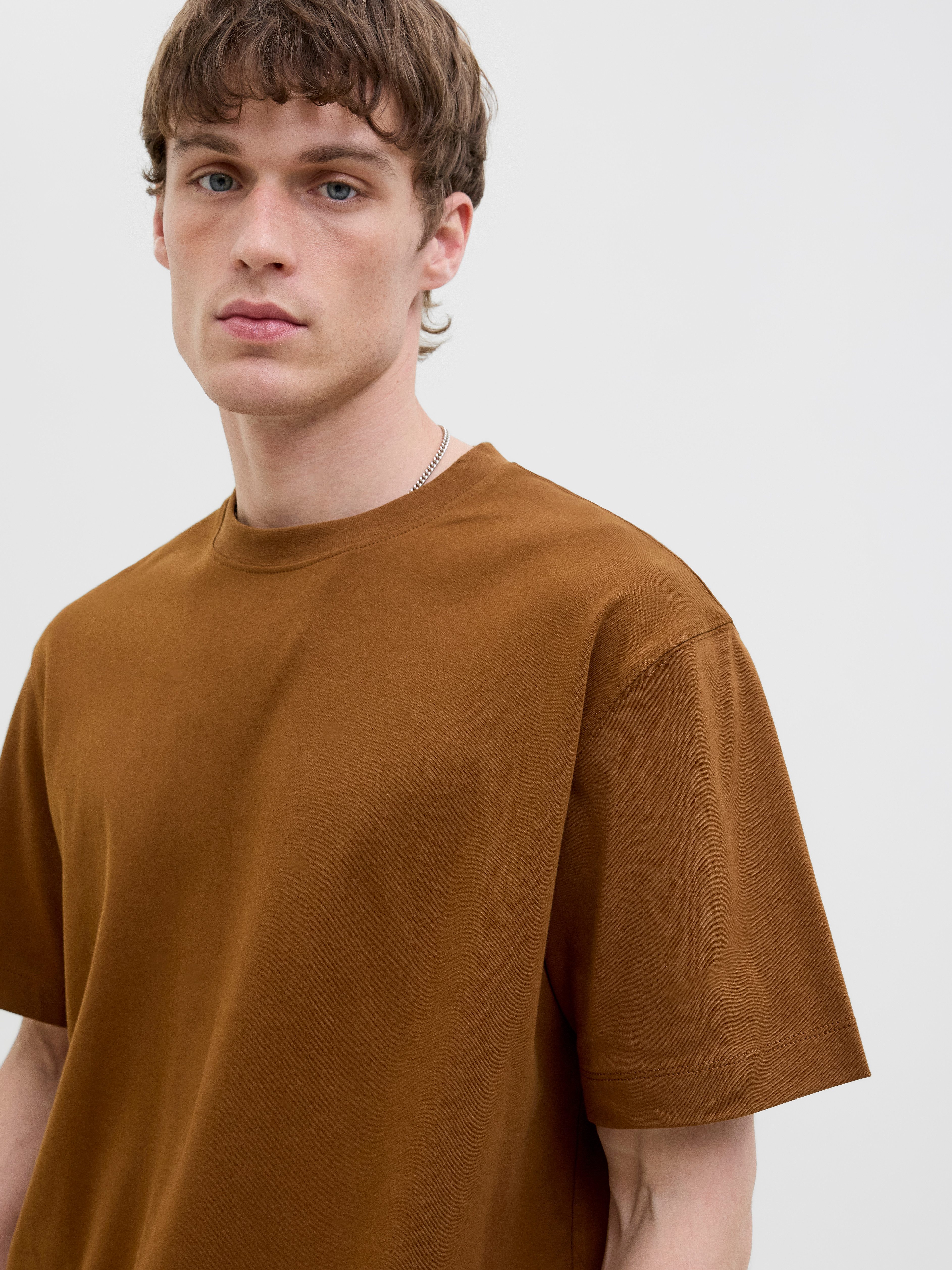 Jack & Jones Rundhalsshirt JJEURBAN EDGE TEE SS O-NECK NOOS mit Rundhalsausschnitt