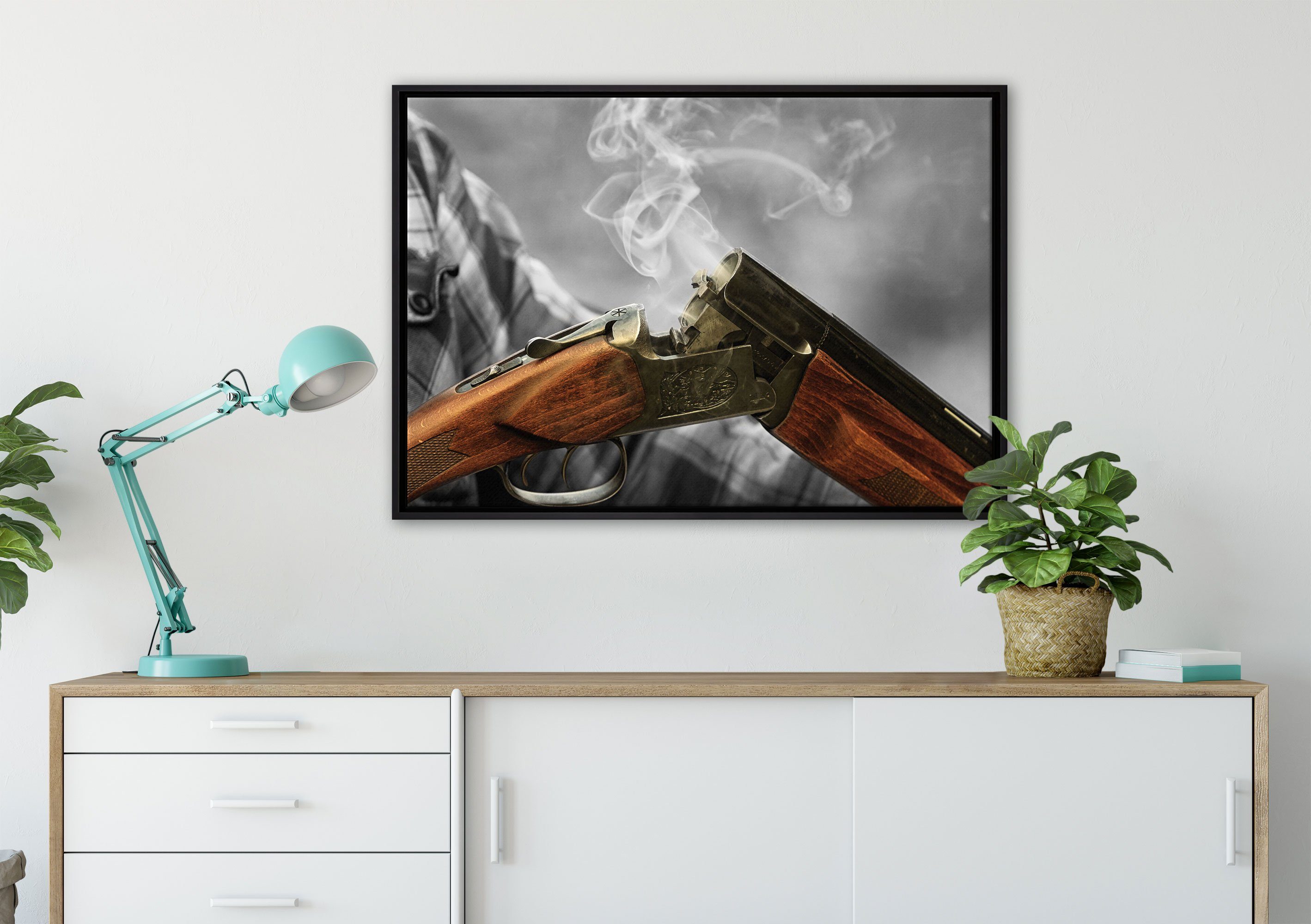 Pixxprint Leinwandbild Jagdgewehr nach dem Brand, Wanddekoration (1 St), Leinwandbild fertig bespannt, in einem Schattenfugen-Bilderrahmen gefasst, inkl. Zackenaufhänger