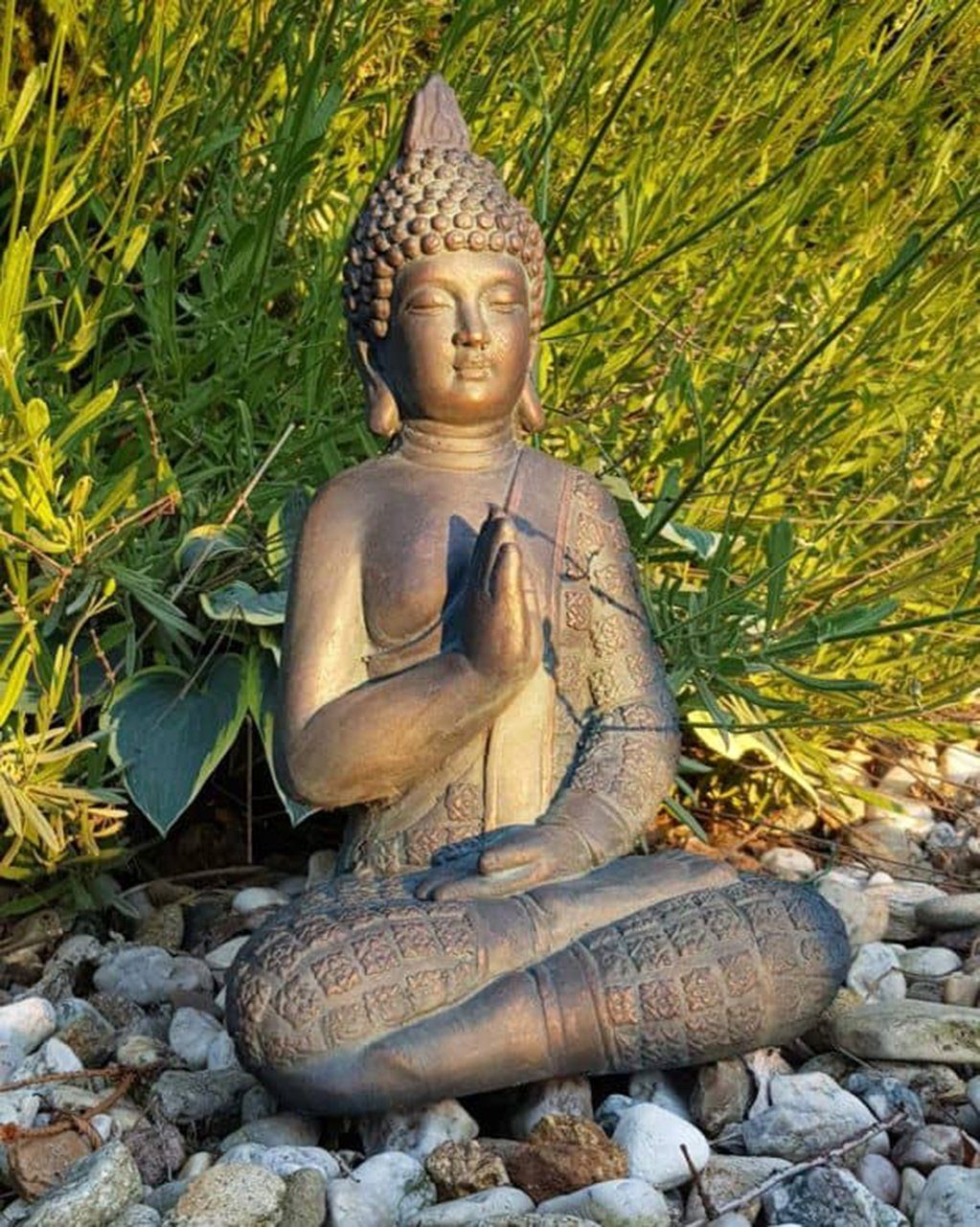 K&L Wall Art Buddhafigur Buddha Gartenfigur Feng Shui Deko Statue Mönch Steinfigur, Zen Wellness Figurine Metalloptik