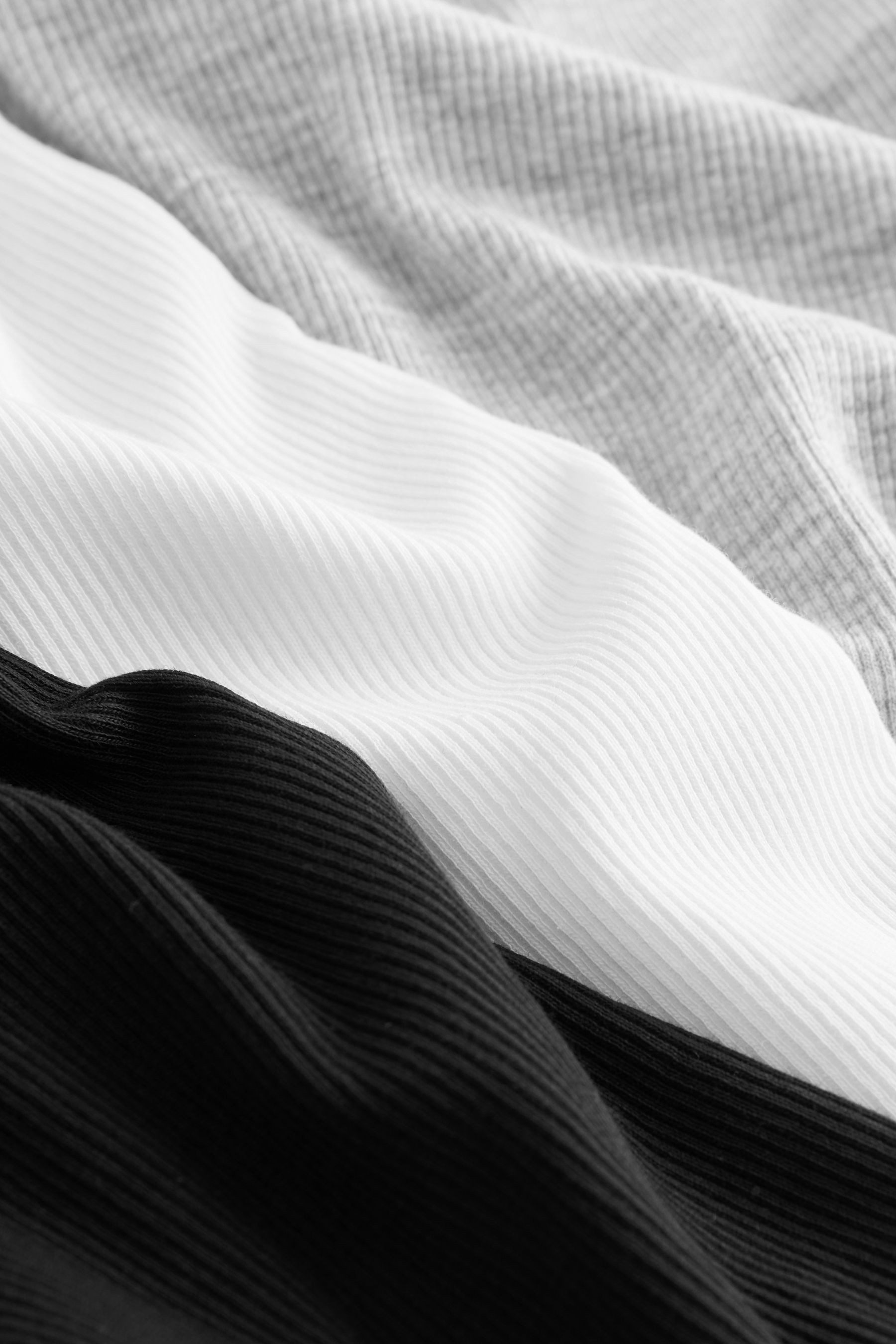 Next Langarmshirt 3er-Pack gerippte Langarmoberteile (3-tlg)