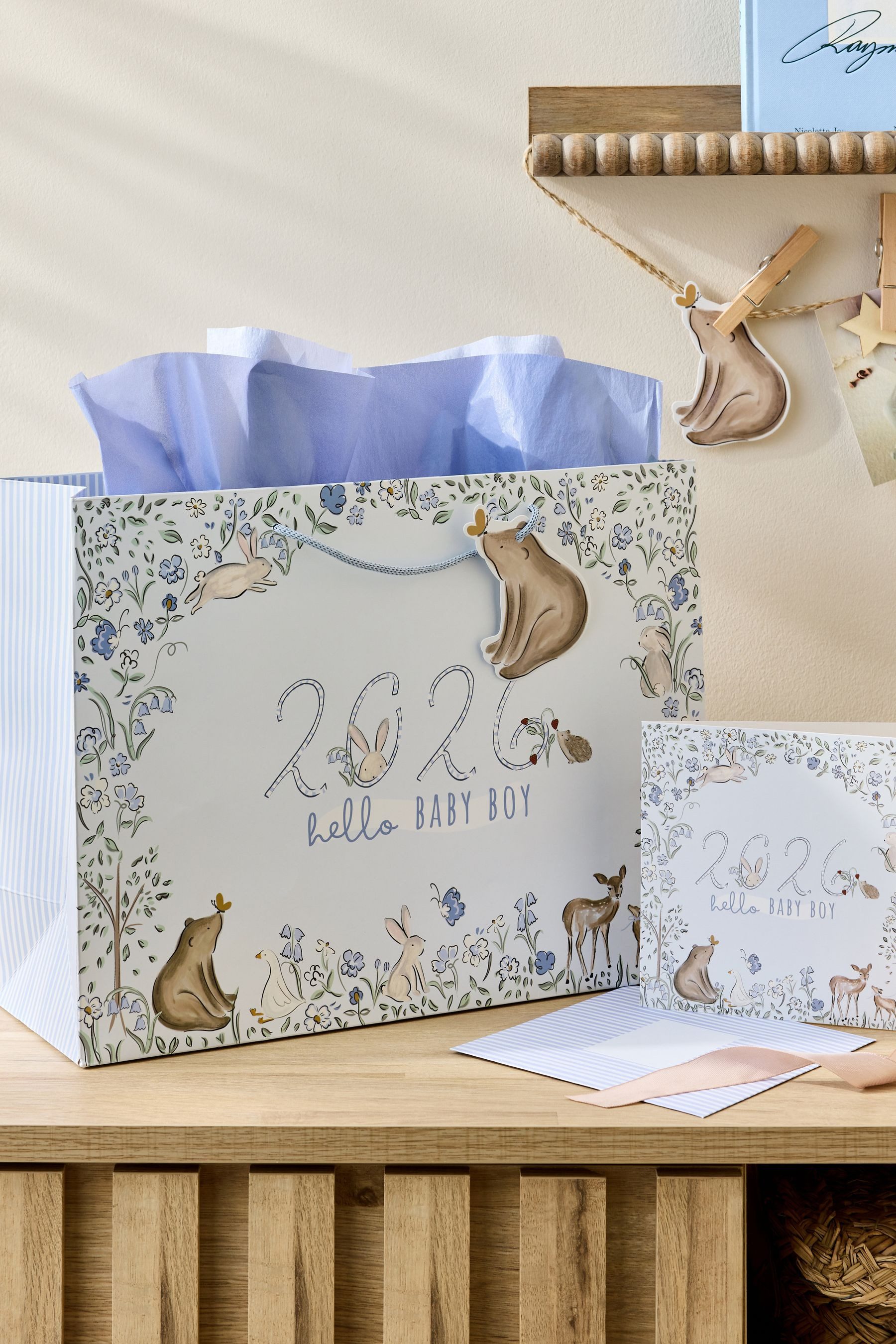 Next Geschenkpapier Geschenktüte und Karte, Baby Boy Born in 2026, (1St)