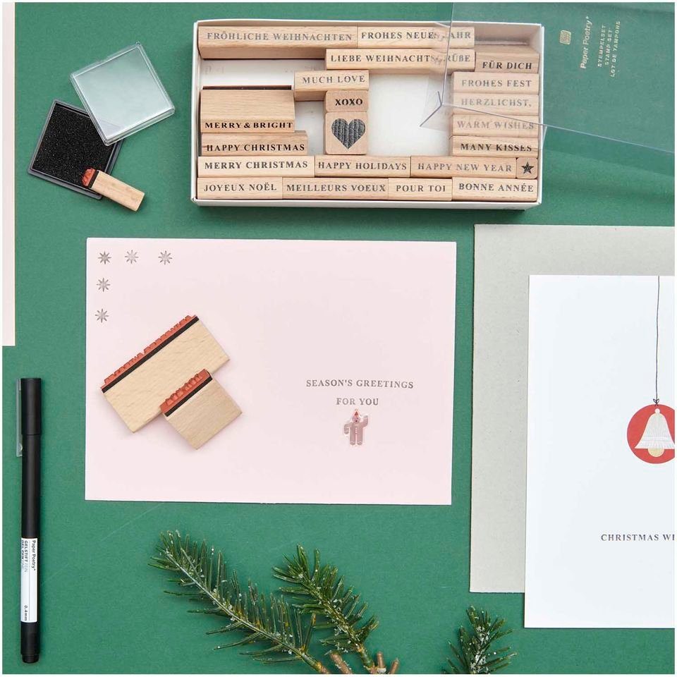 Rico Design Stempel Paper Poetry XL Stempelset Merry Christmas Typewriter 27teilig