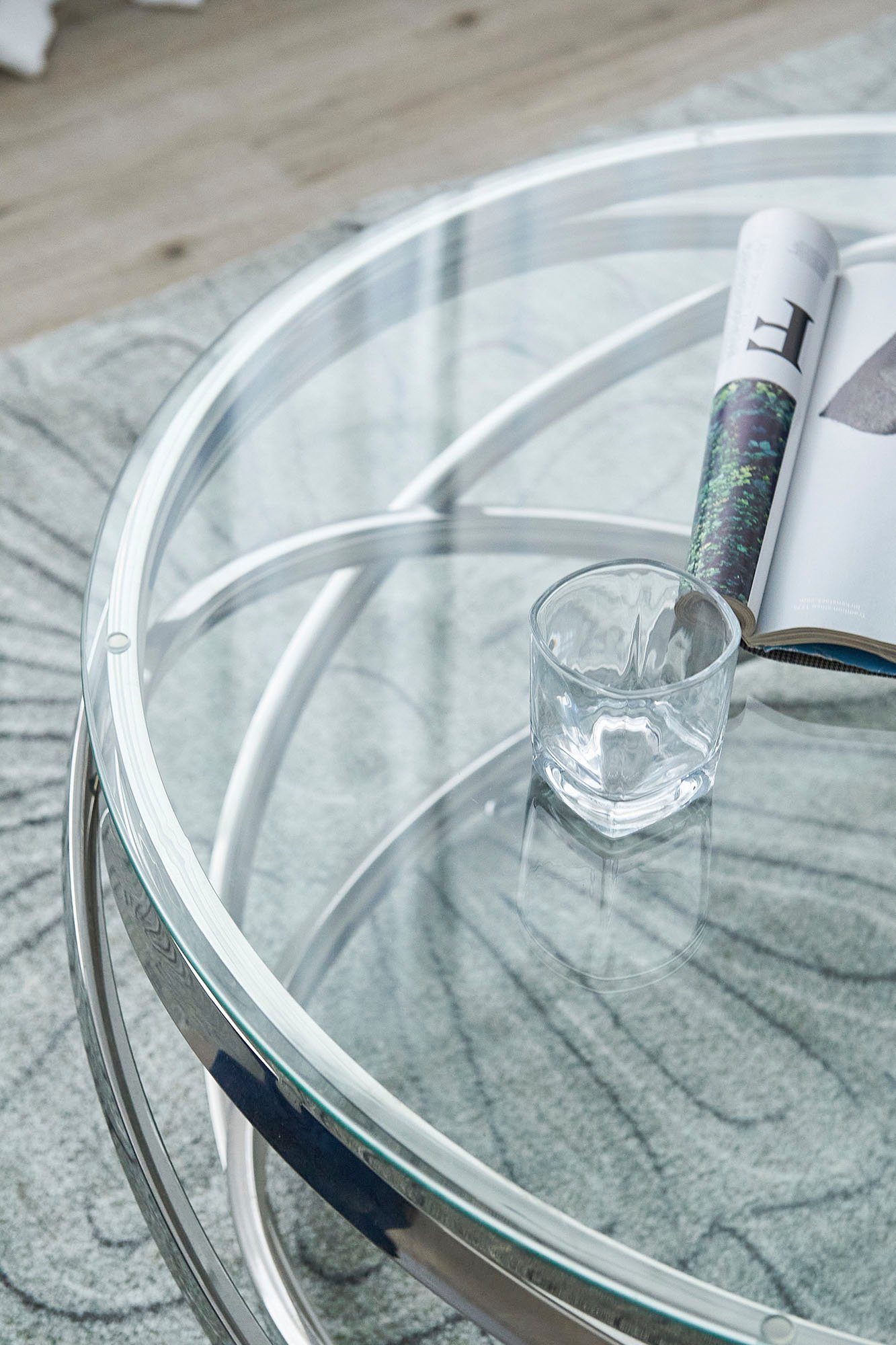 SalesFever Couchtisch "mit Design-Gestell in Stainless Steel für stilvolles günstig online kaufen