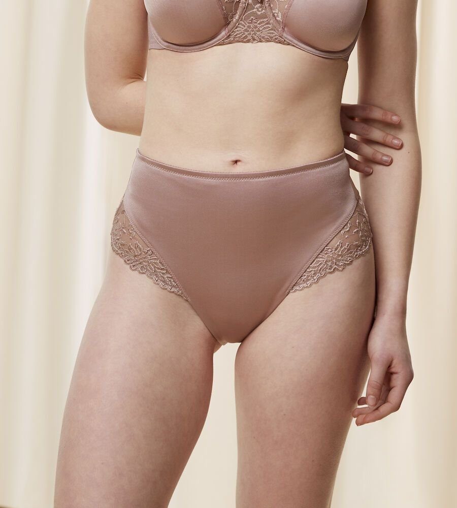 Triumph Slip